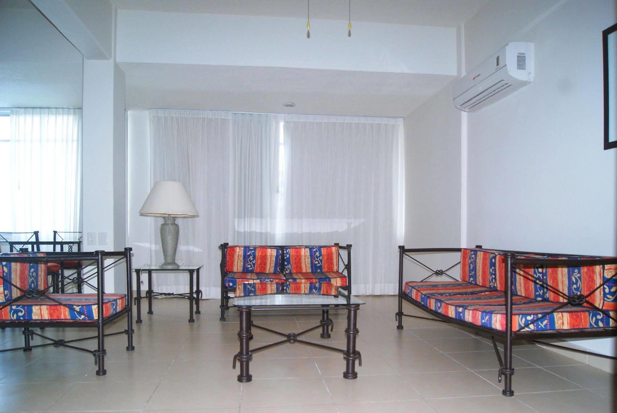 Miraflores Hotel 3*