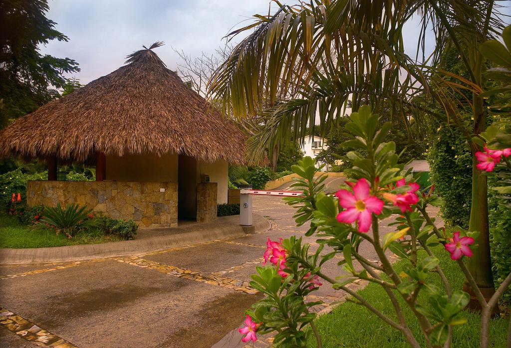 Pacifica Ixtapa Hotel