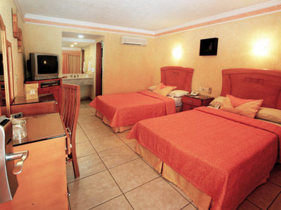 Puerta Del Sol Guadalajara Hotel