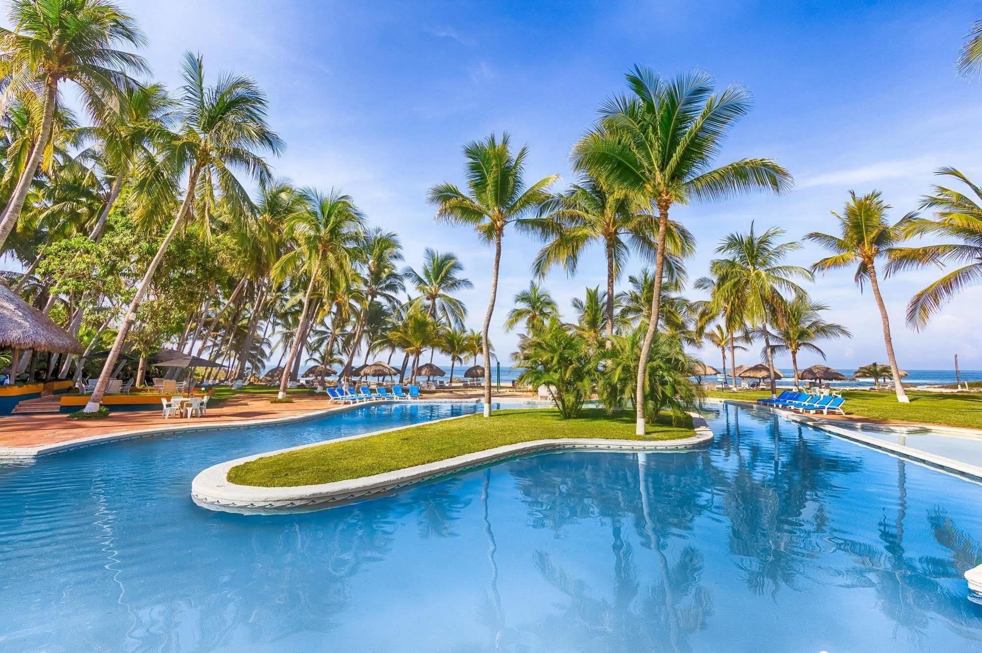 Resort Real Puerto Escondido