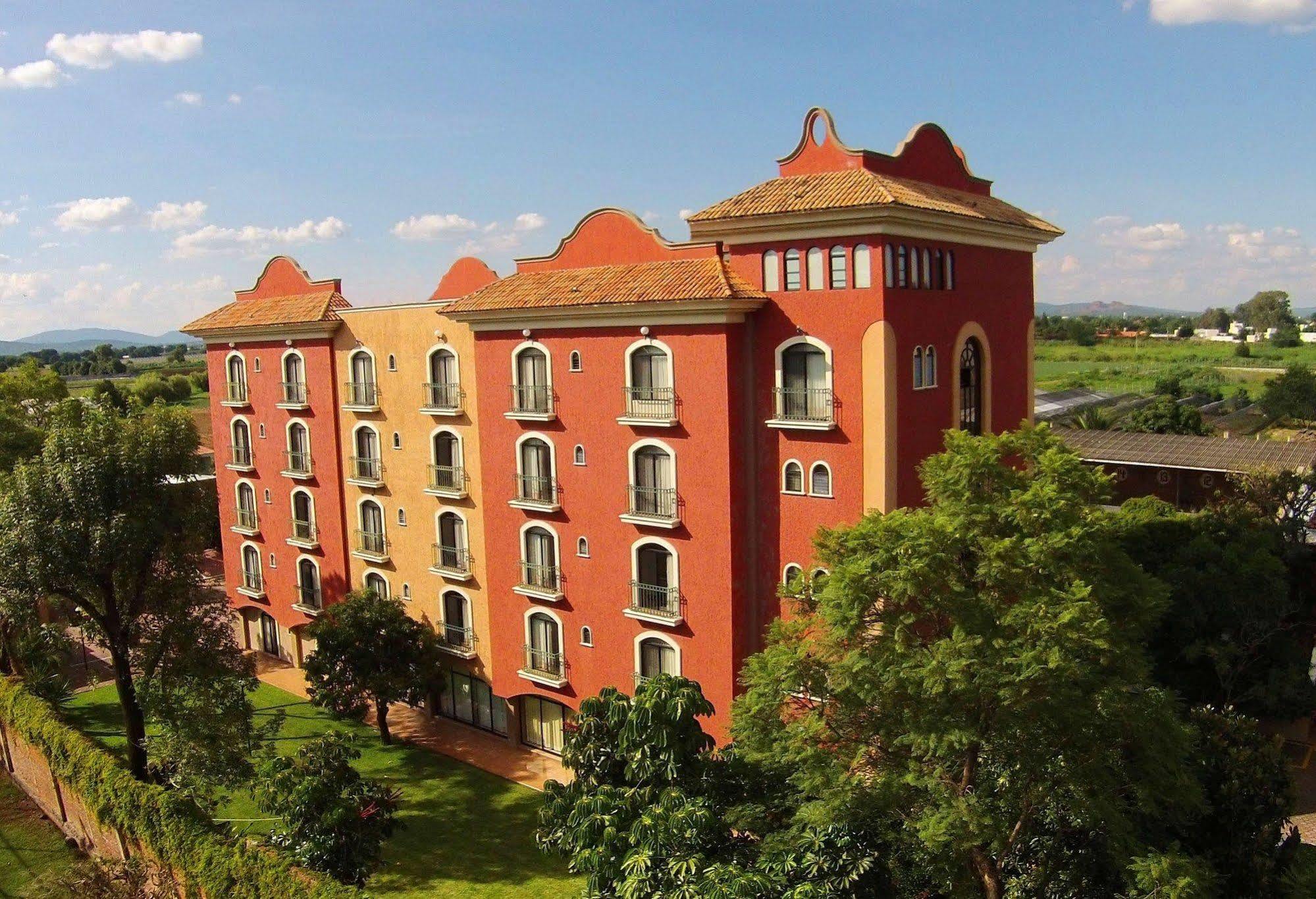 Meson Del Valle Hotel 4*