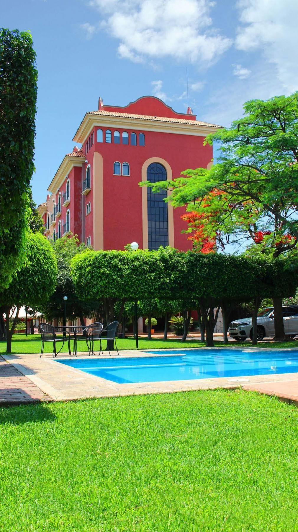 Meson Del Valle Hotel