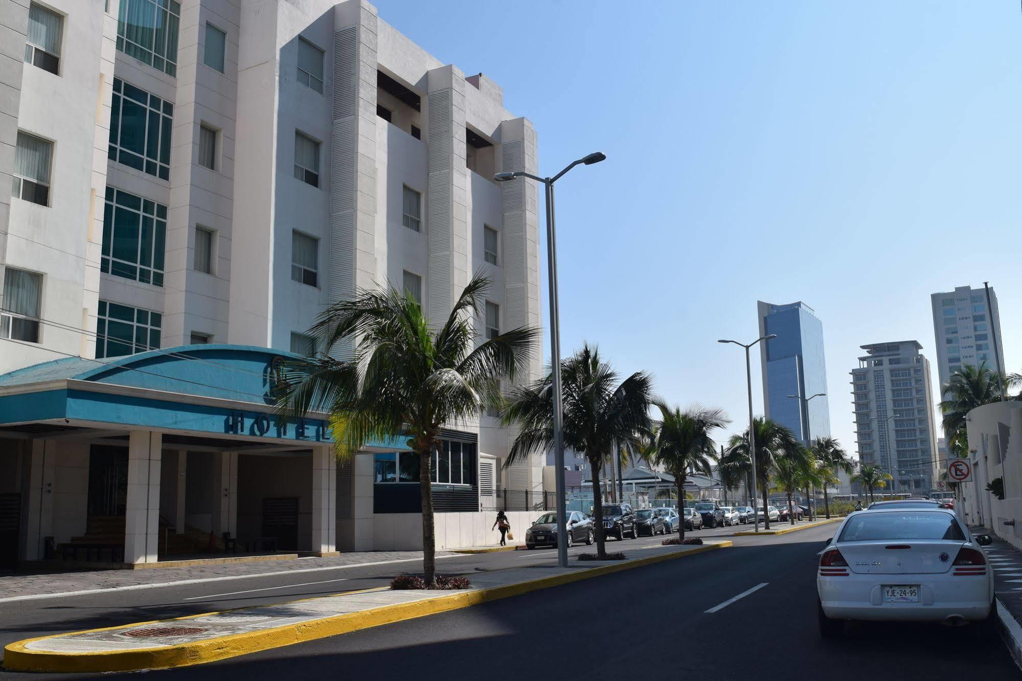 Oliba Hotel 4*