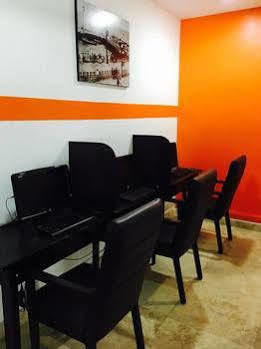 Hotel Oliba 4*