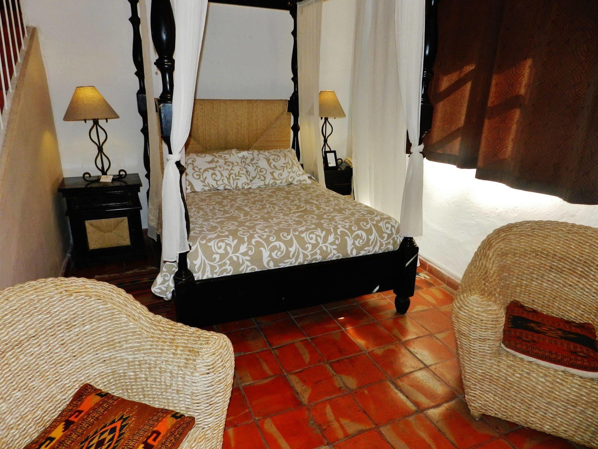 Rosa Morada Bed & Breakfast