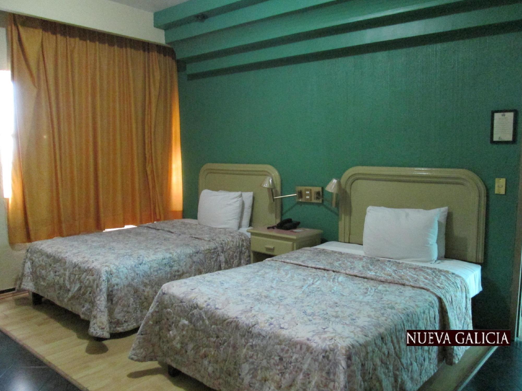 Capital O Nueva Galicia, Guadalajara Centro Downtown 4*