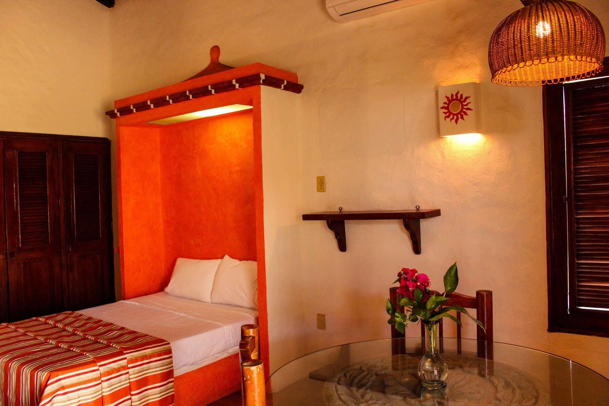 Plaza Tucanes 4* Manzanillo