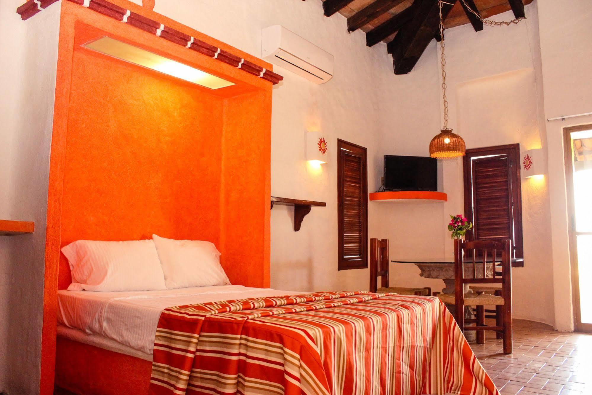 Plaza Tucanes 4*