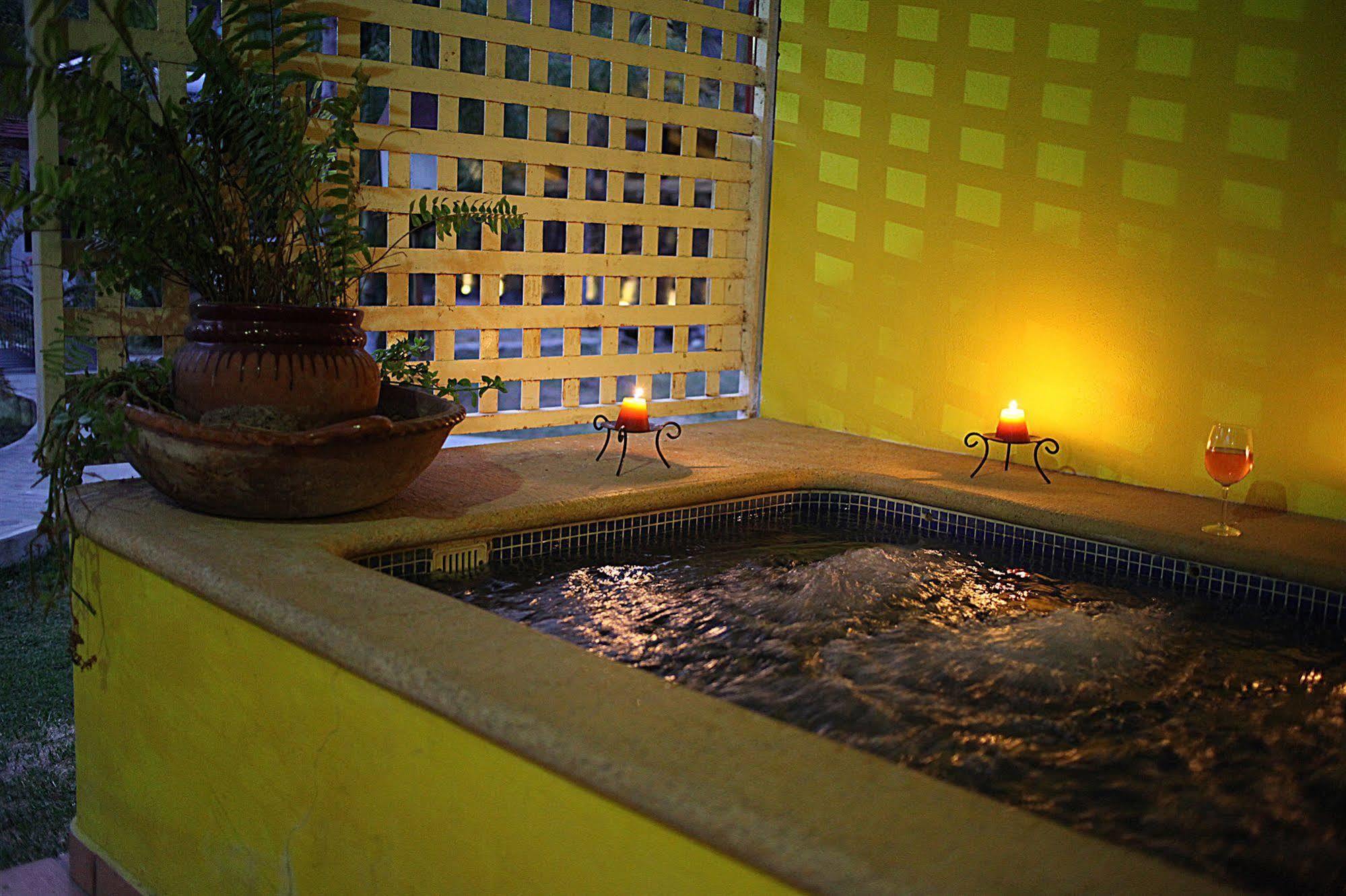 Jaras Parque Acuatico Y Temazcal Hotel La Garita