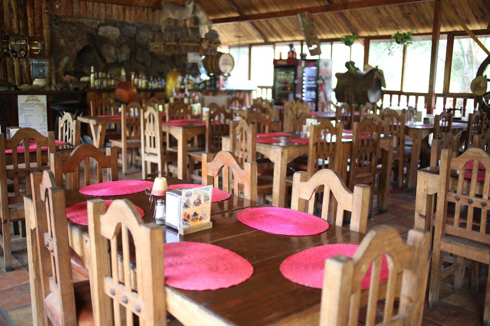 Jaras Parque Acuatico Y Temazcal Hotel La Garita
