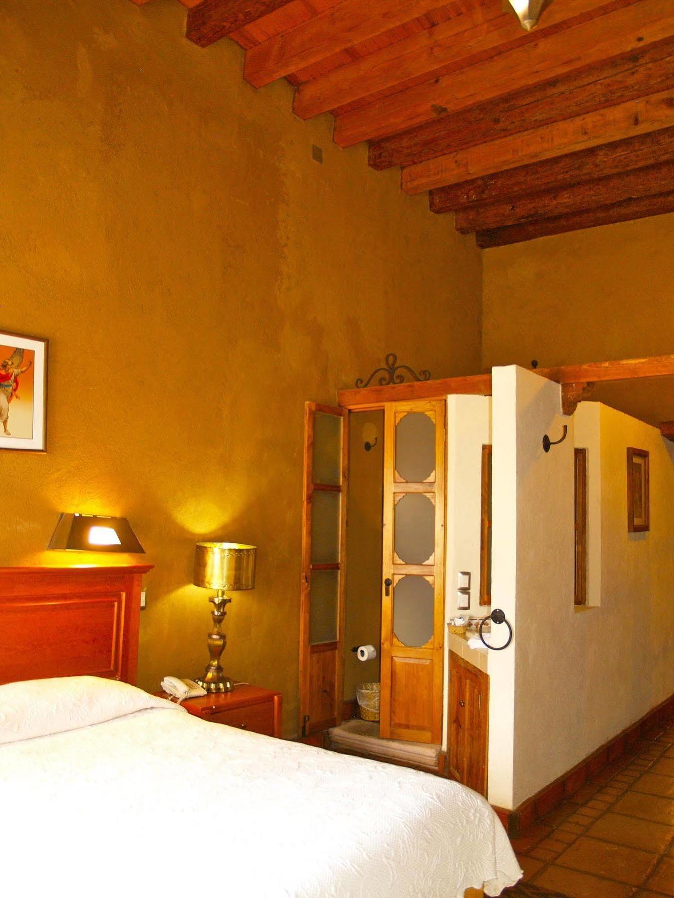 Refugio Del Angel Hotel