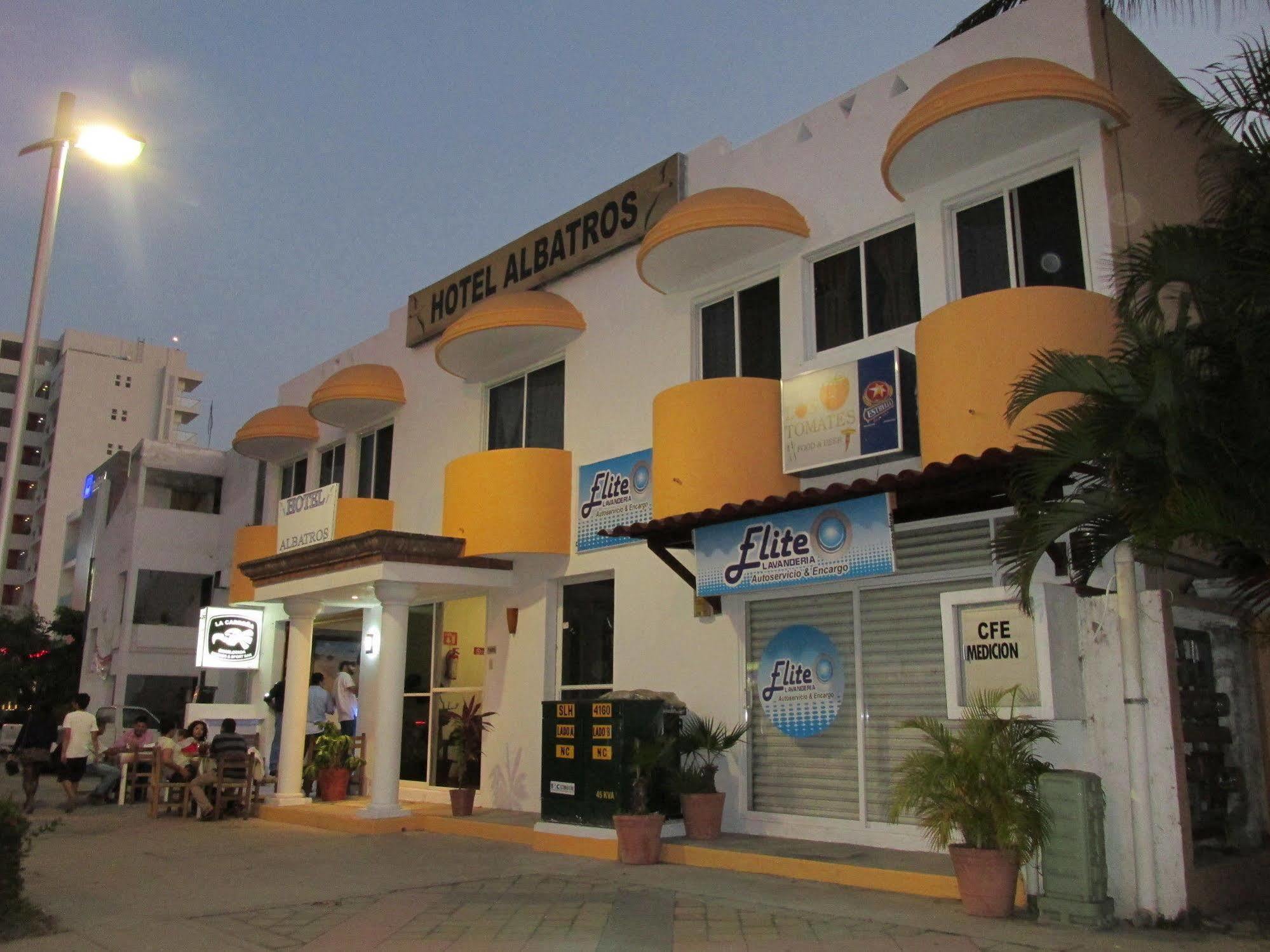 Albatros Hotel