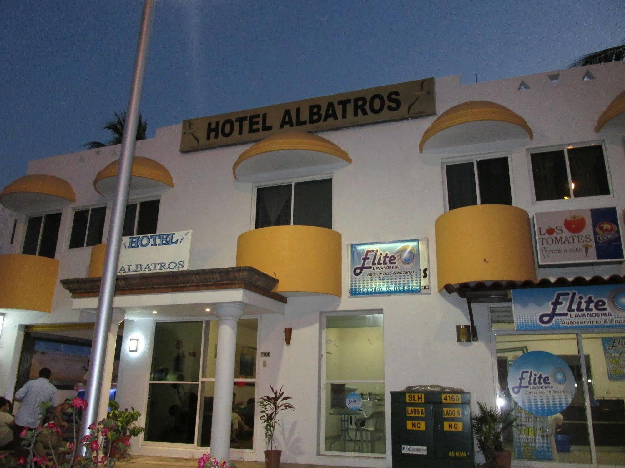 Hotel Albatros Manzanillo