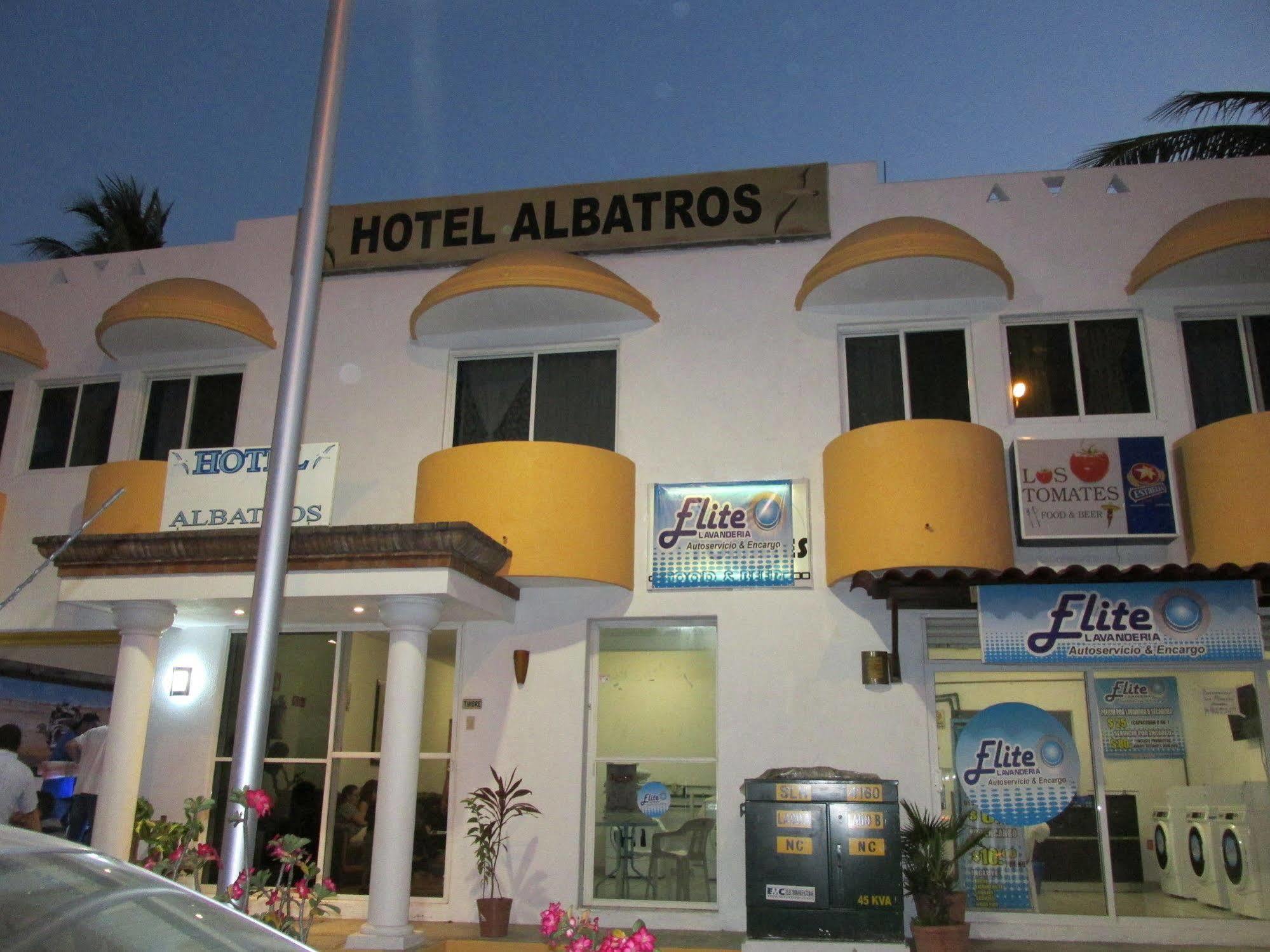 Hotel Albatros 3*