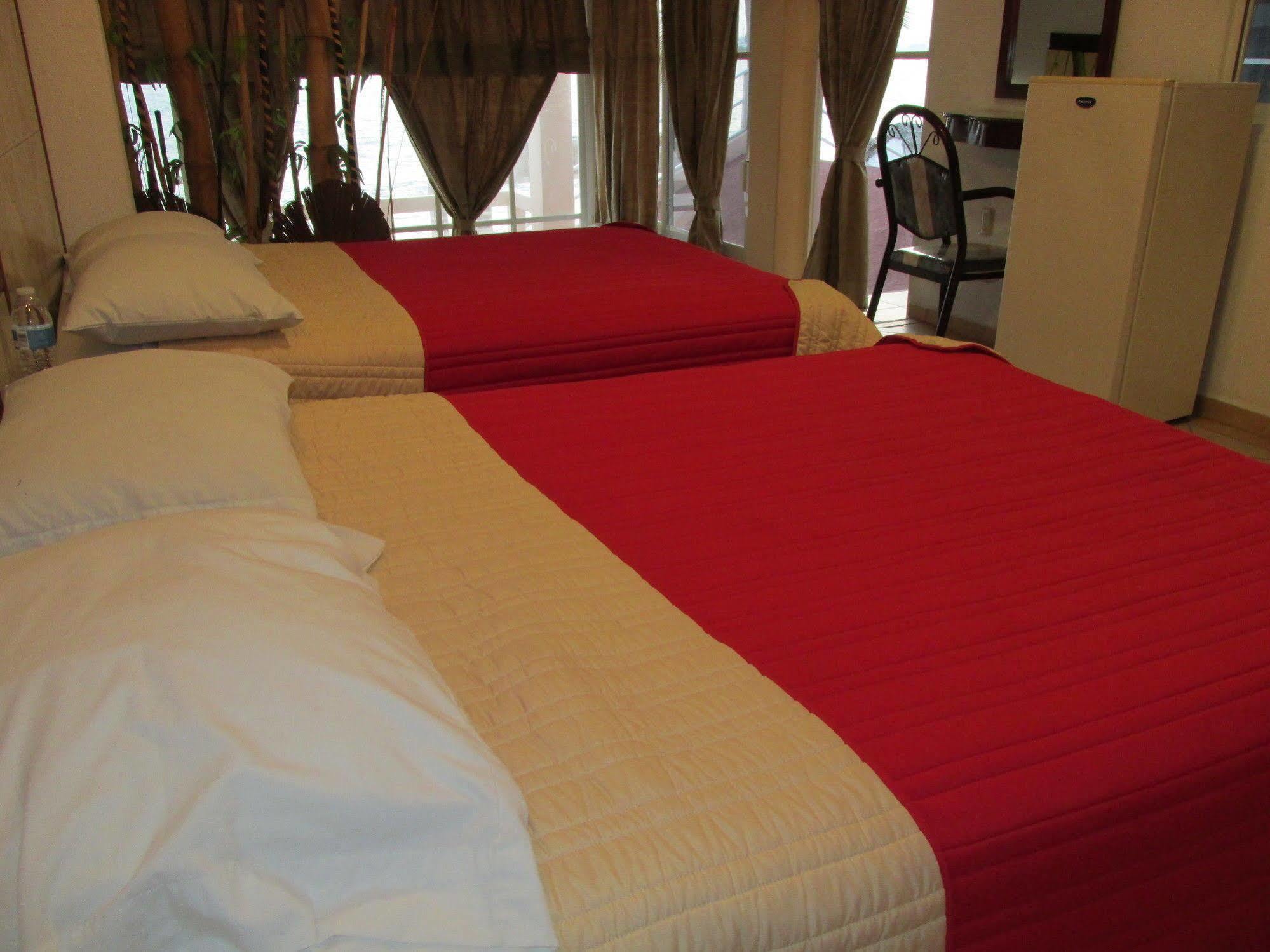 Albatros 3* Manzanillo