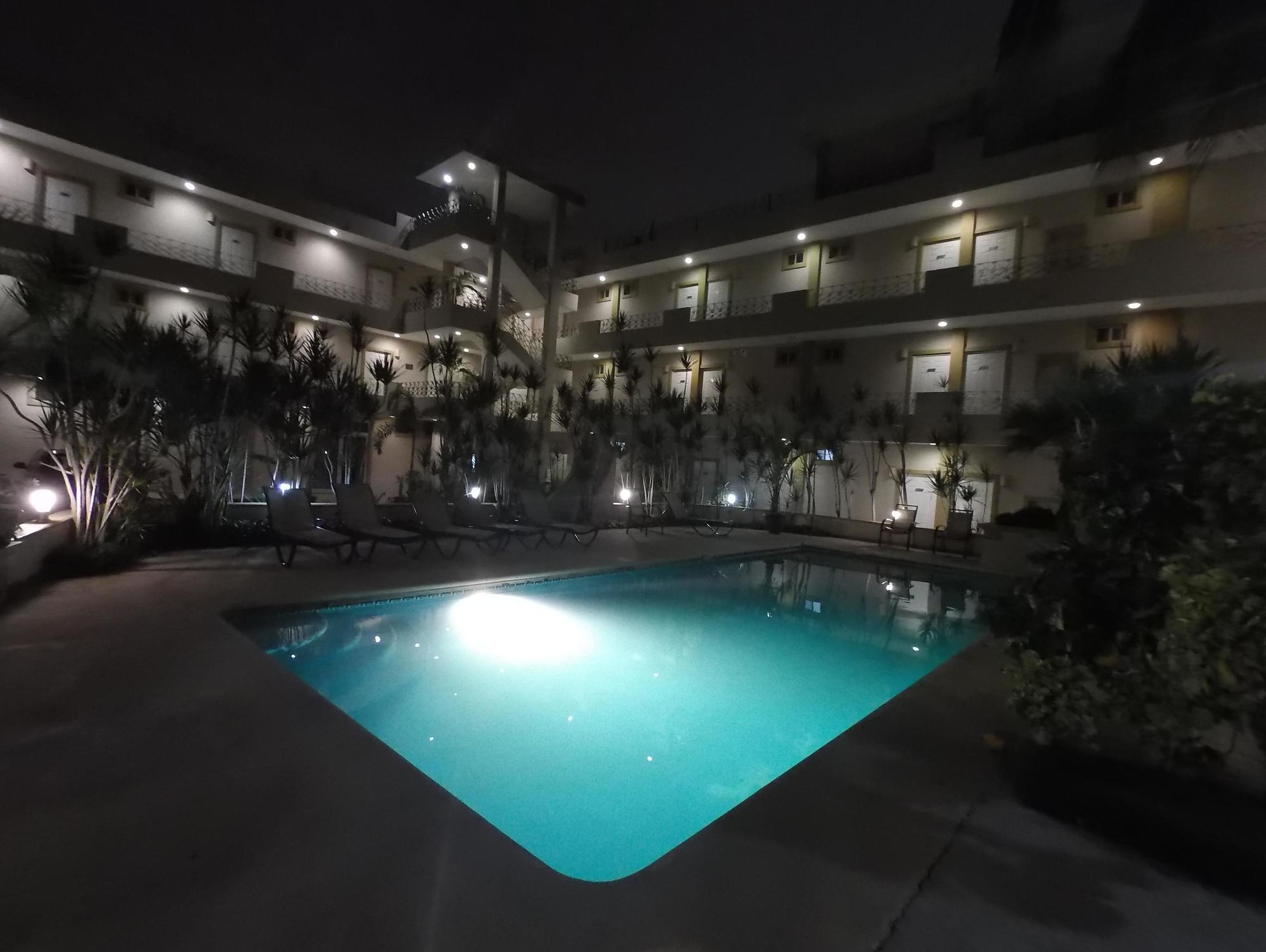 Mediterraneo Hotel 4*