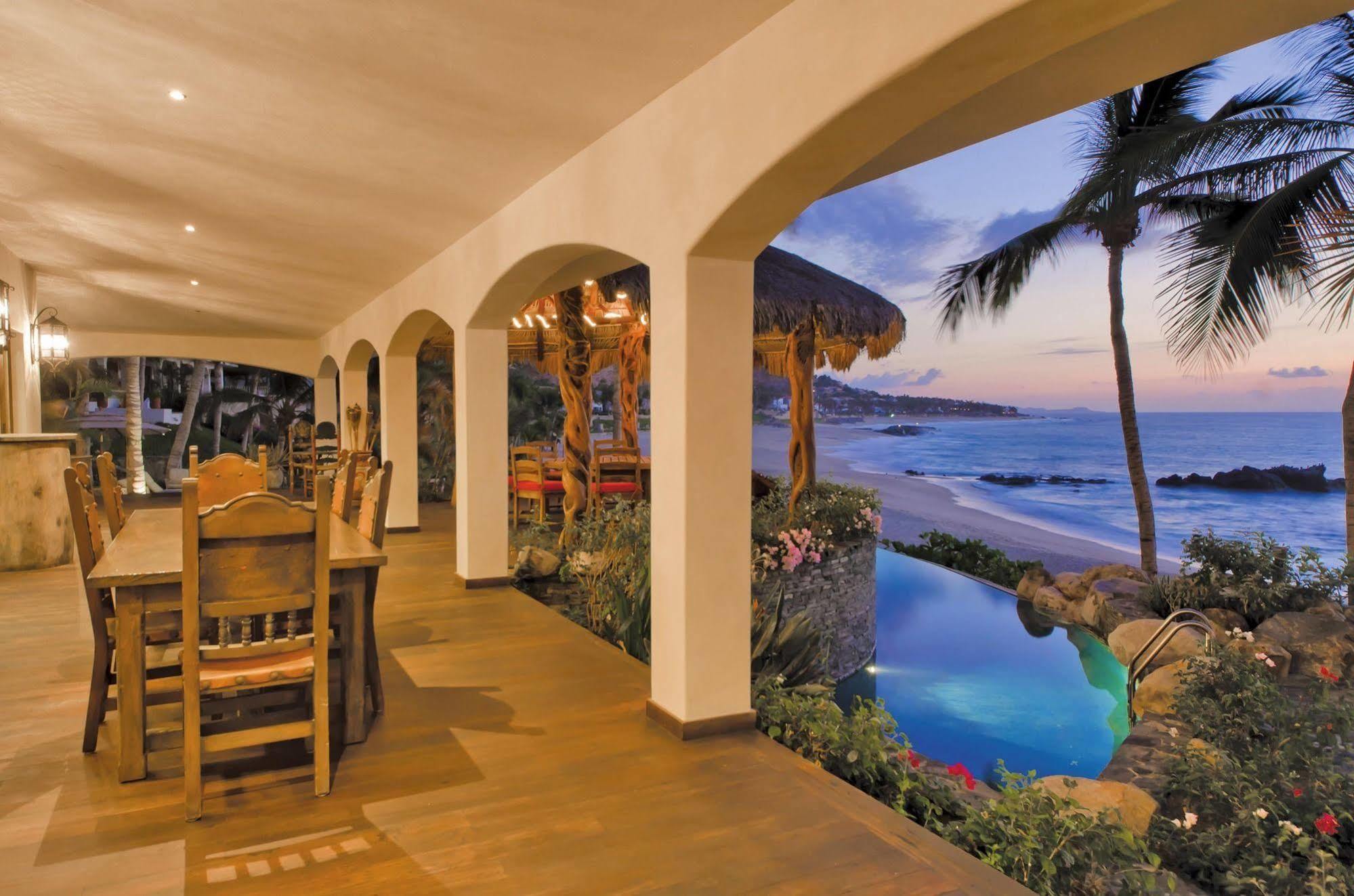 Captiva Hotel 4*