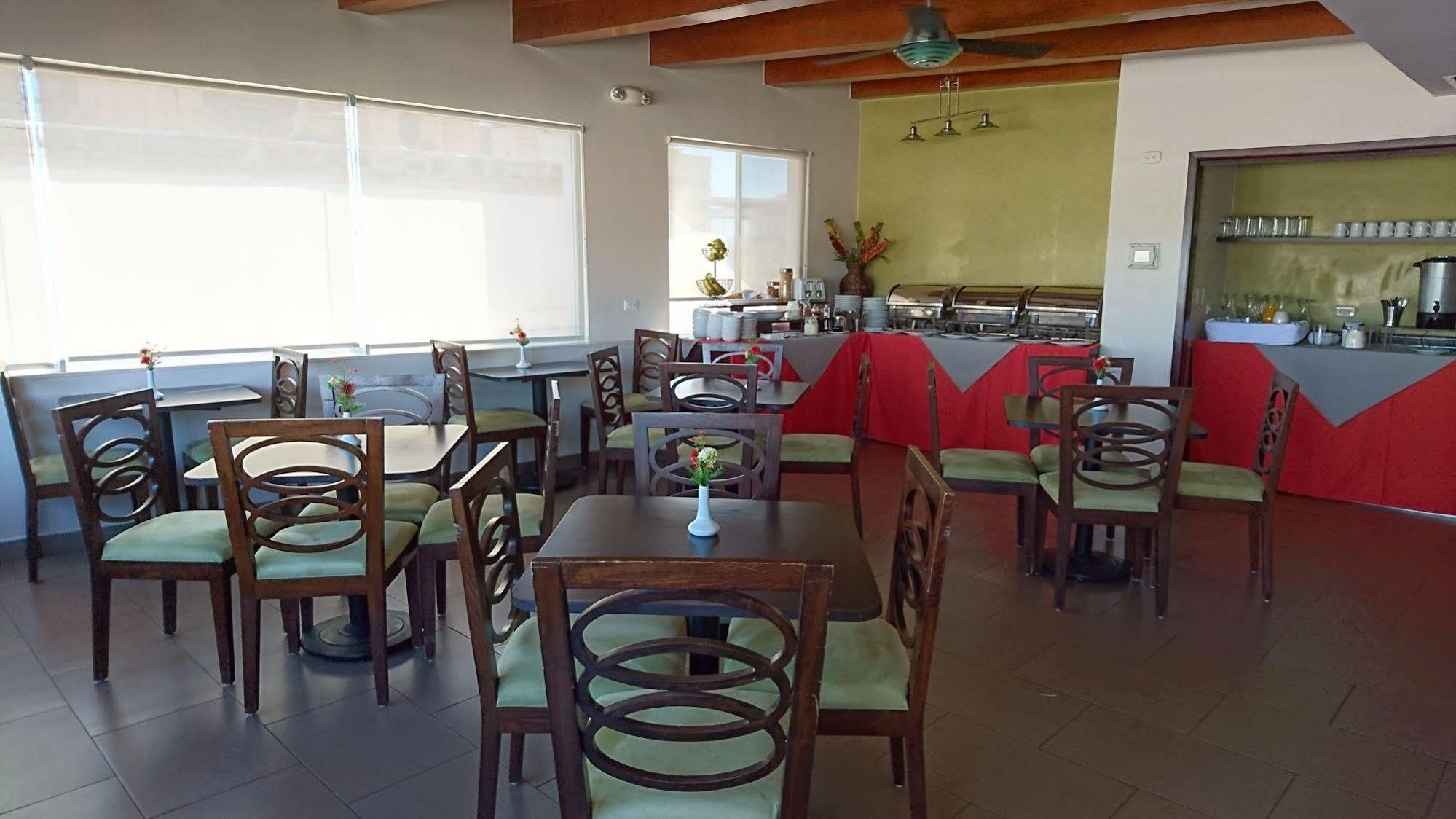 Hotel Plaza 4*