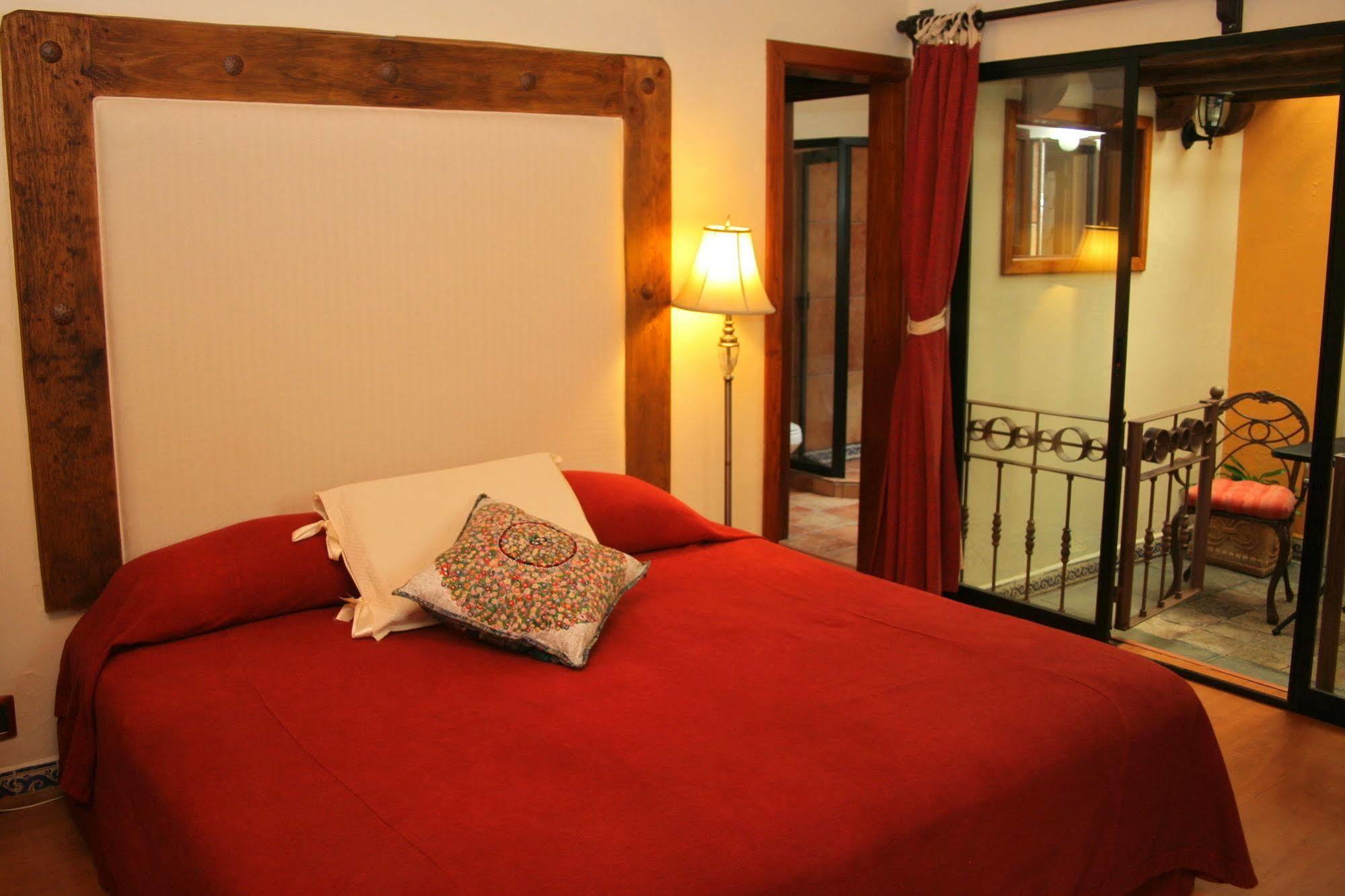 Casa De Arcangeles 4*