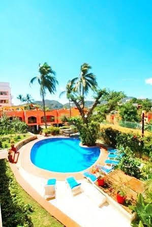Hotel Zihua Caracol