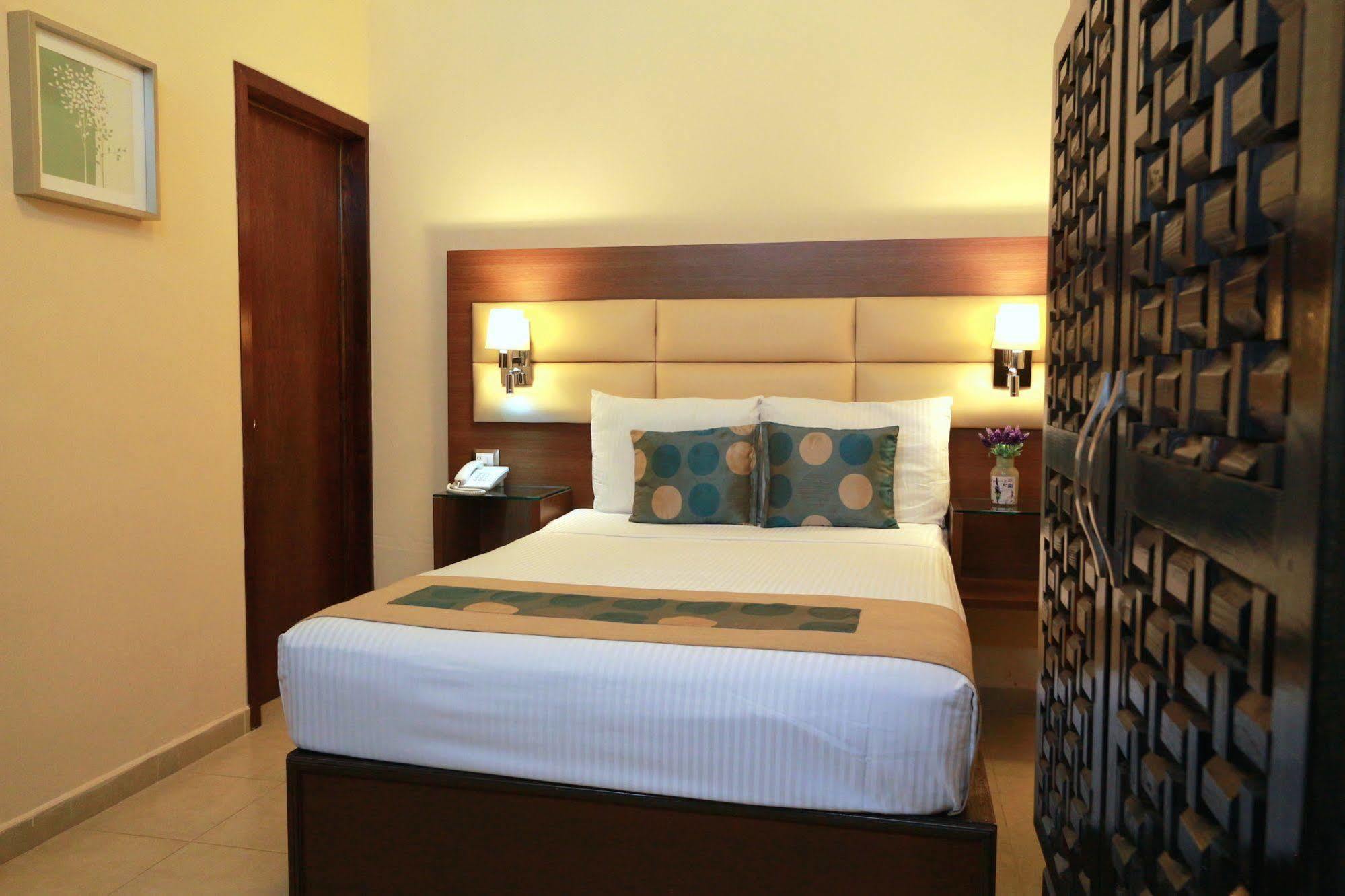 Hotel San Miguel, En El Centro - Desayuno Gratis