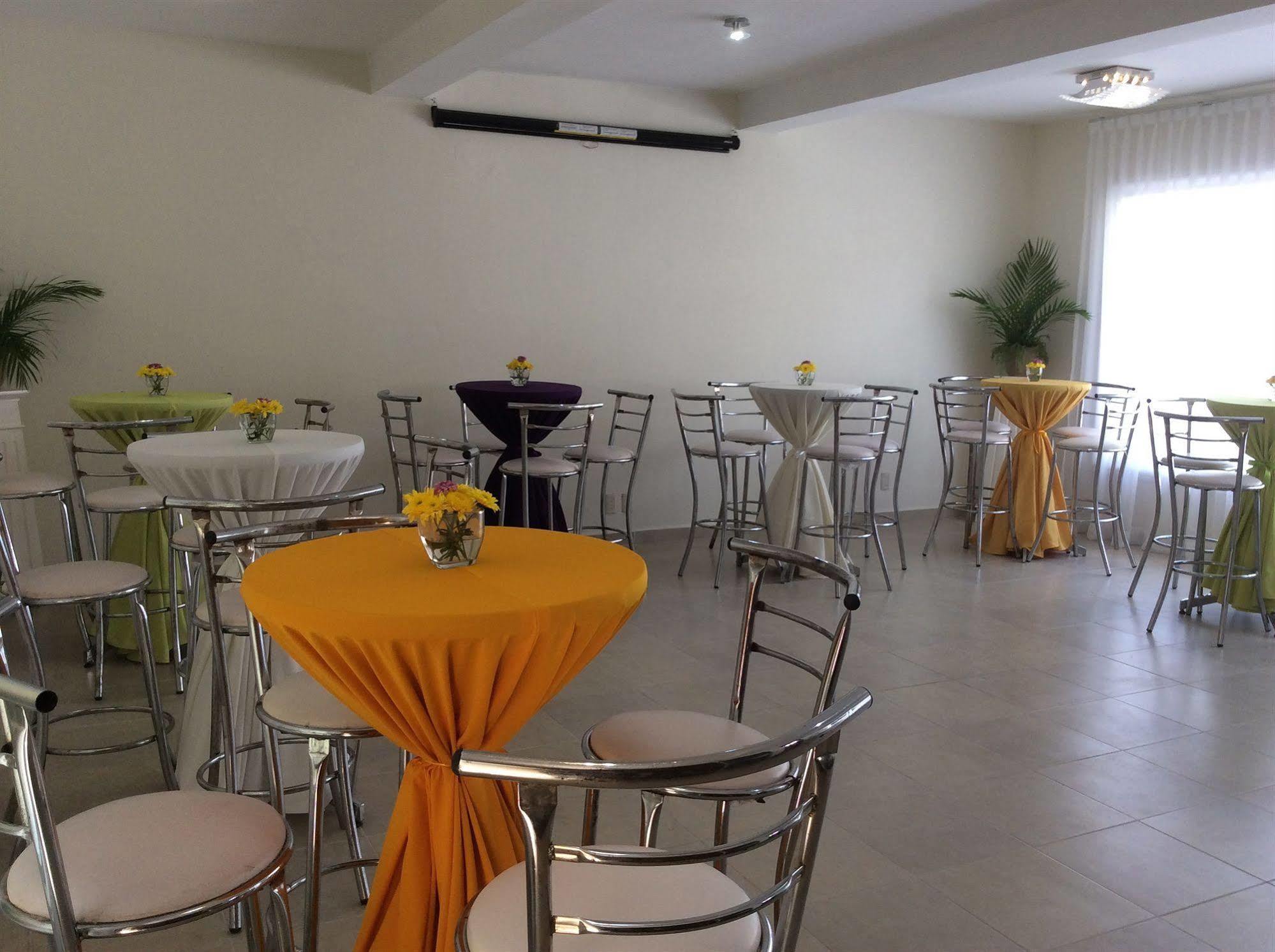 Hotel San Miguel, En El Centro - Desayuno Gratis