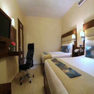 San Miguel, En El Centro - Desayuno Gratis Hotel
