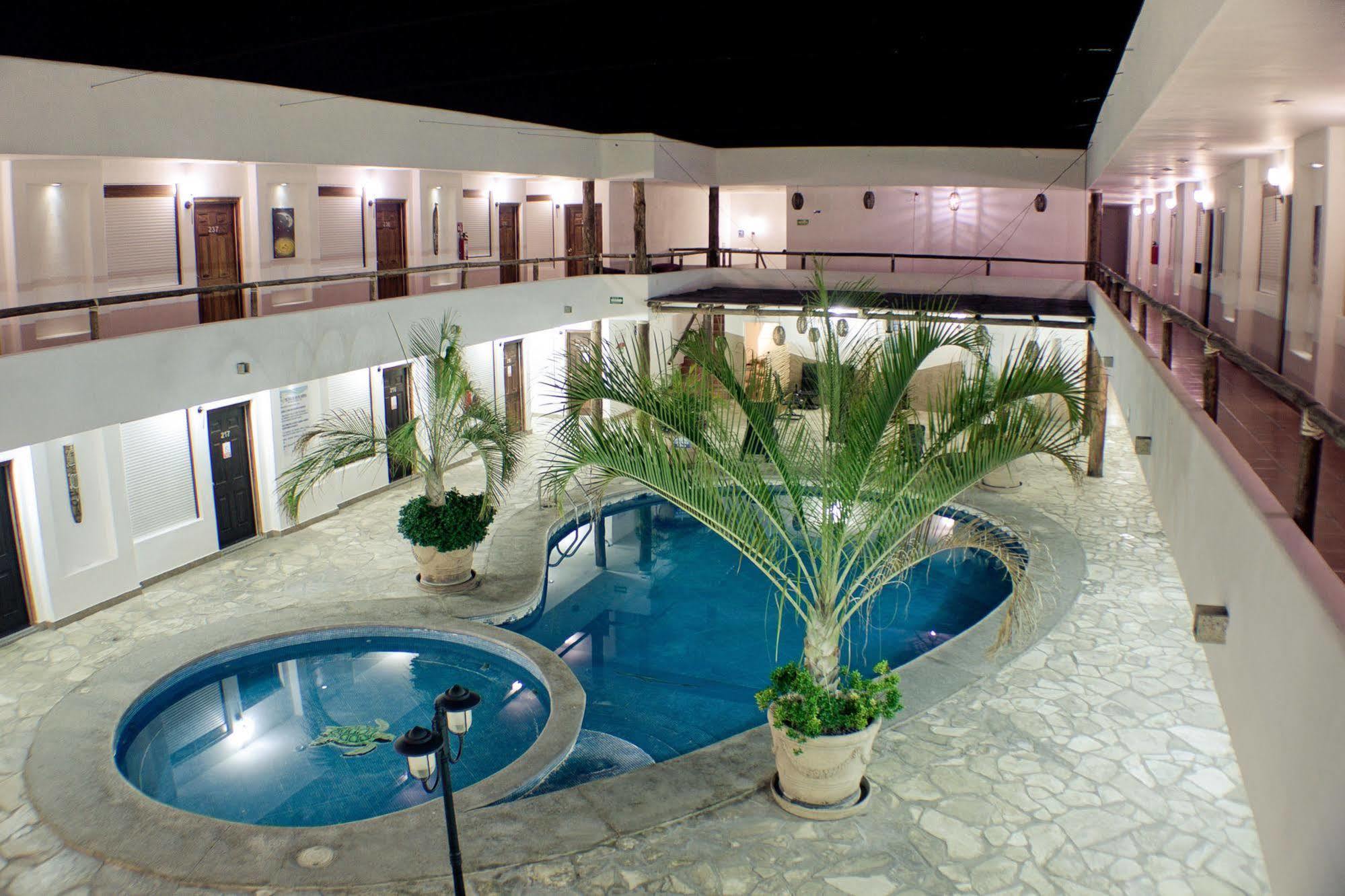 Maioris Hotel 3*