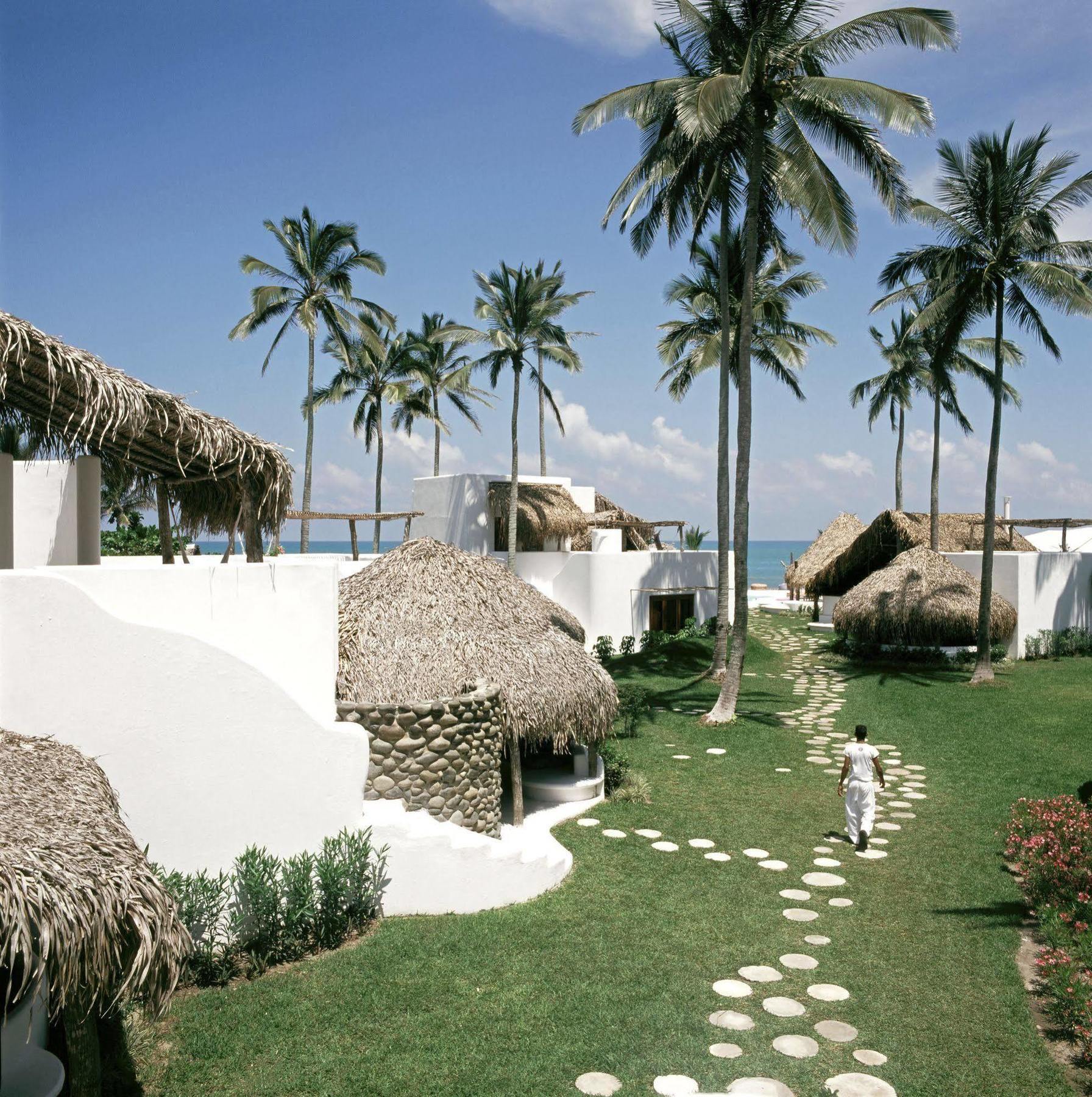 Azucar, Monte Gordo, A Member Of Design Monte Gordo