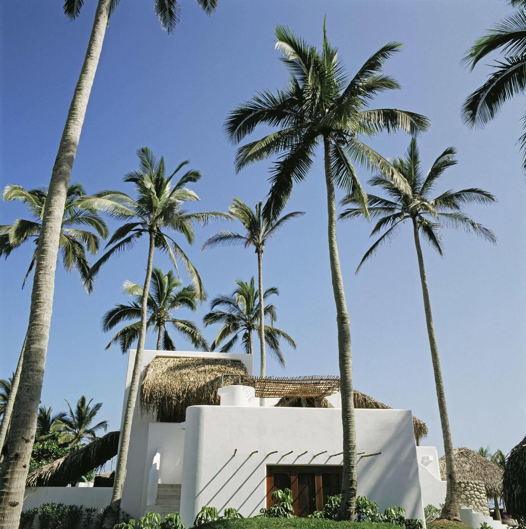 Azucar, Monte Gordo, A Member Of Design 4*