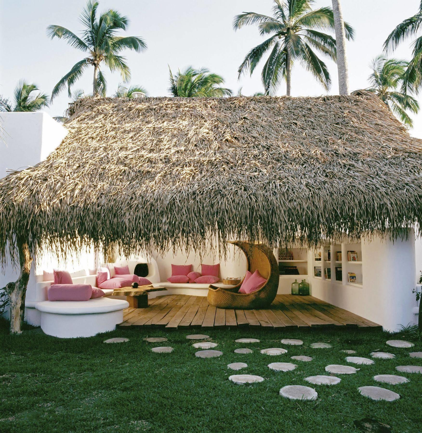 Azucar, Monte Gordo, A Member Of Design