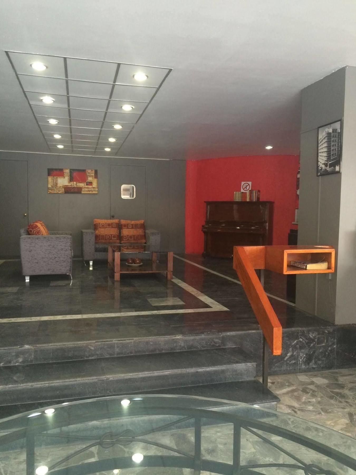 Hotel Capital O Nueva Galicia, Guadalajara Centro Downtown
