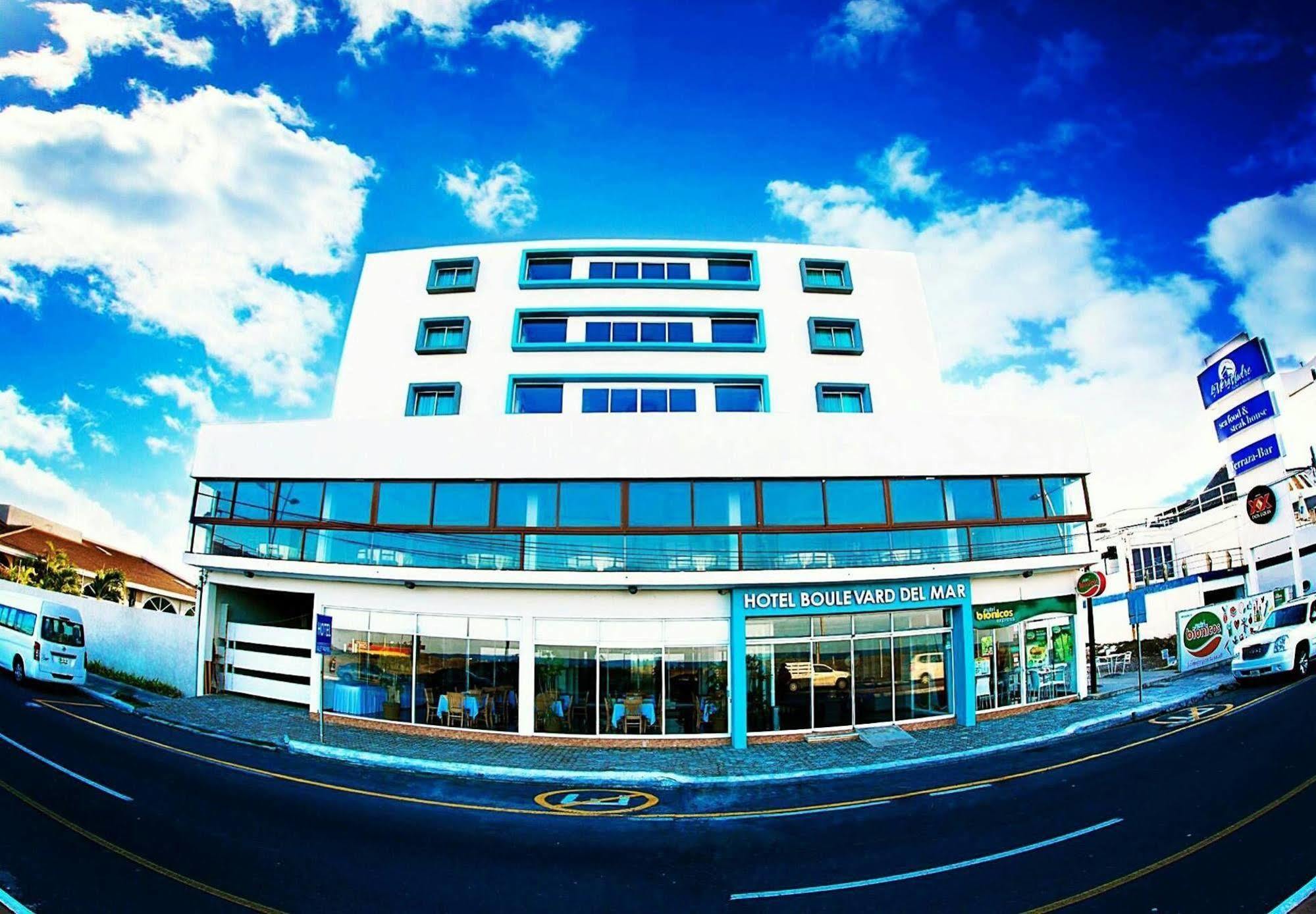 Boulevard Del Mar Hotel 4*