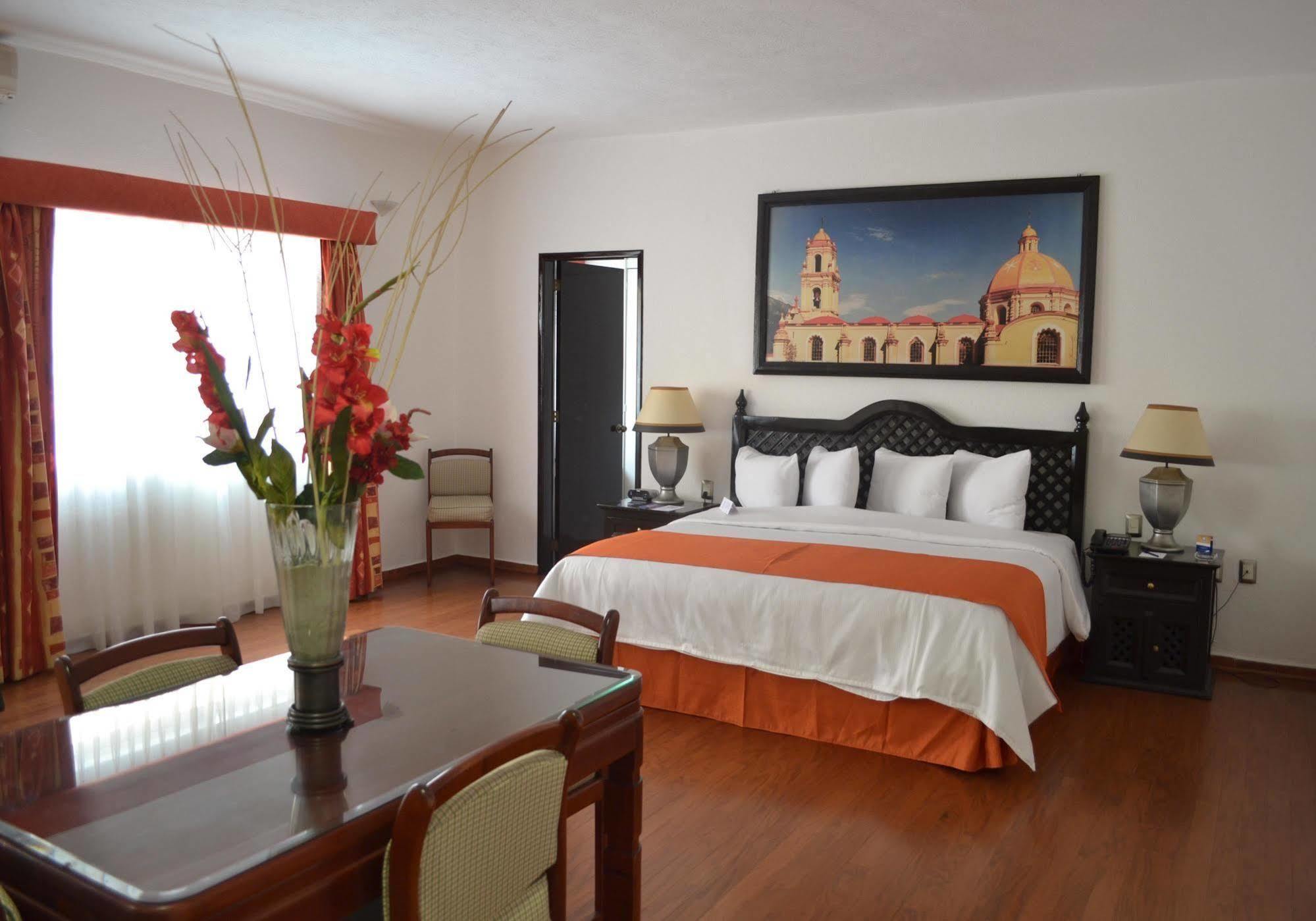 Hotel Mision Orizaba 4*