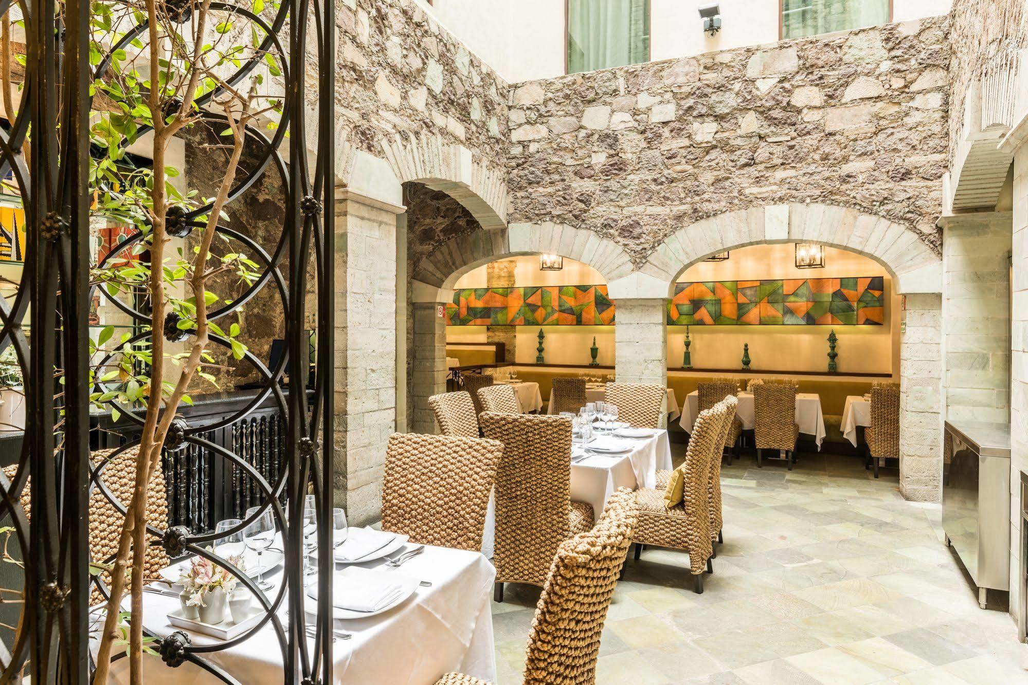 Edelmira Boutique 5*