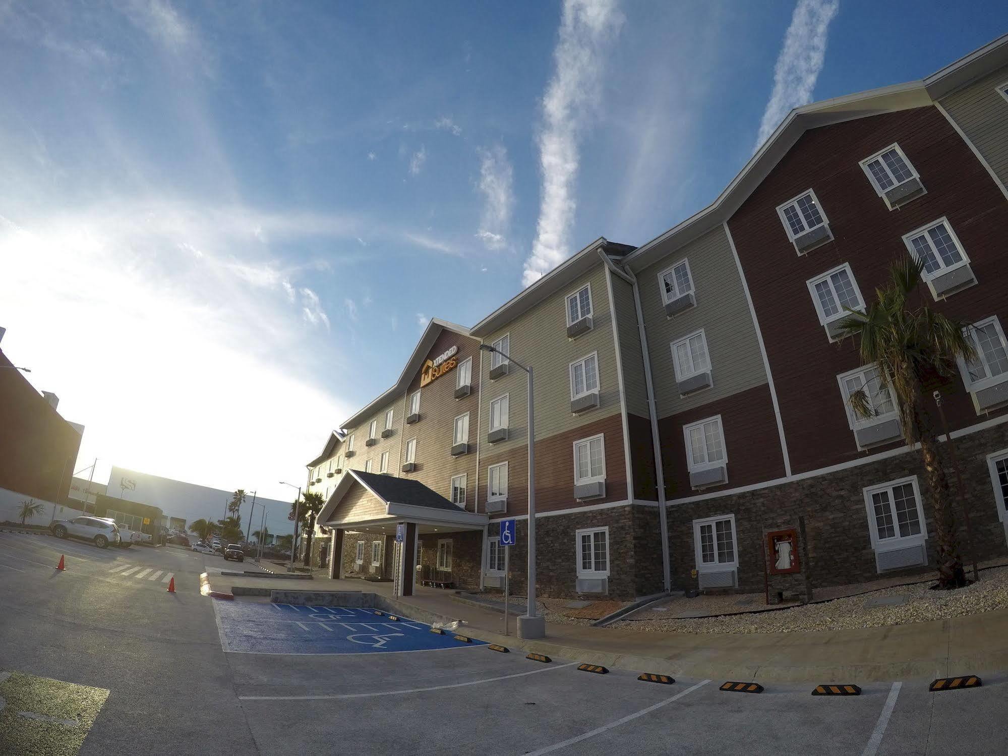 Aparthotel Extended Forum 3*