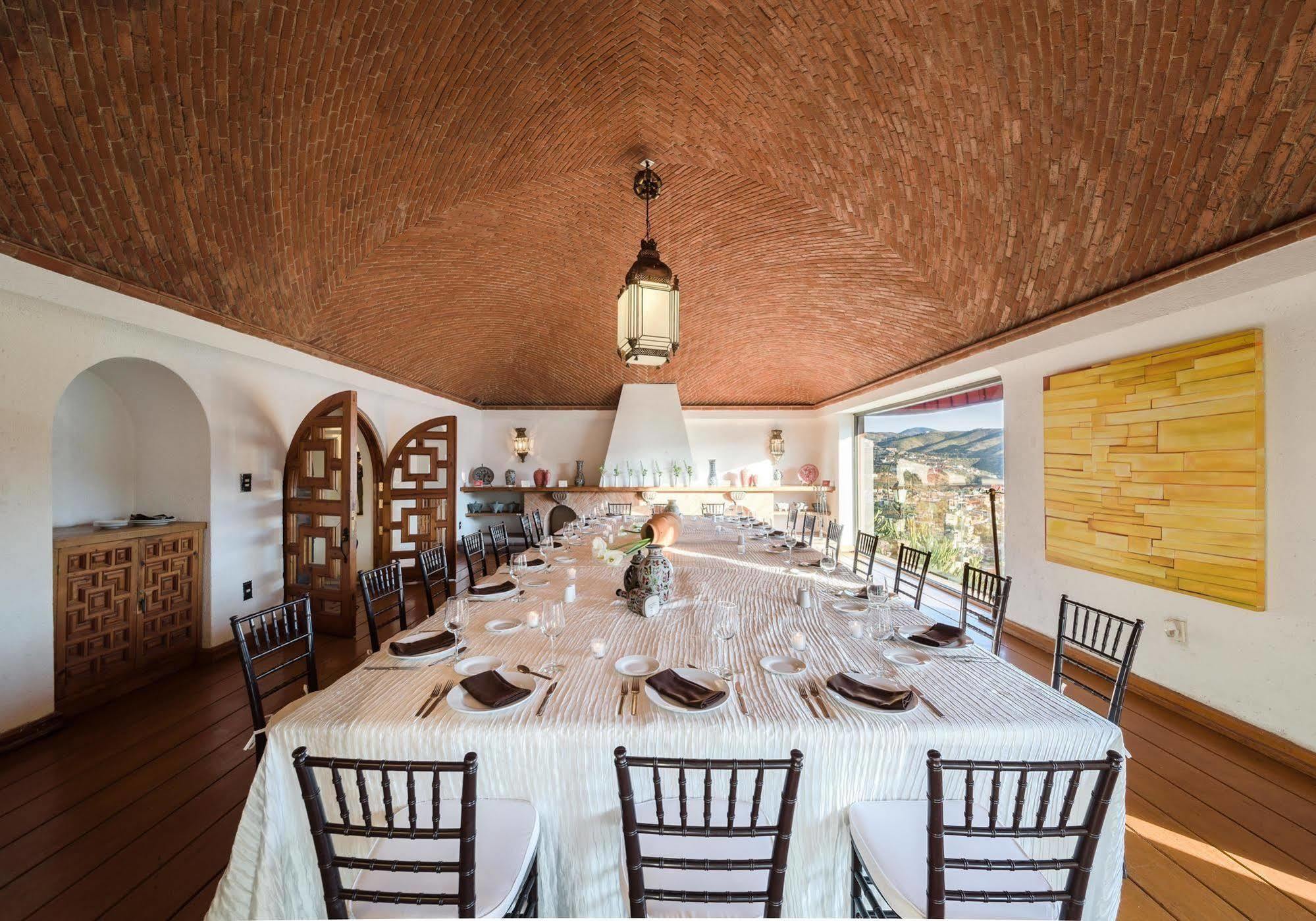 Mision Grand Casa Colorada Hotel