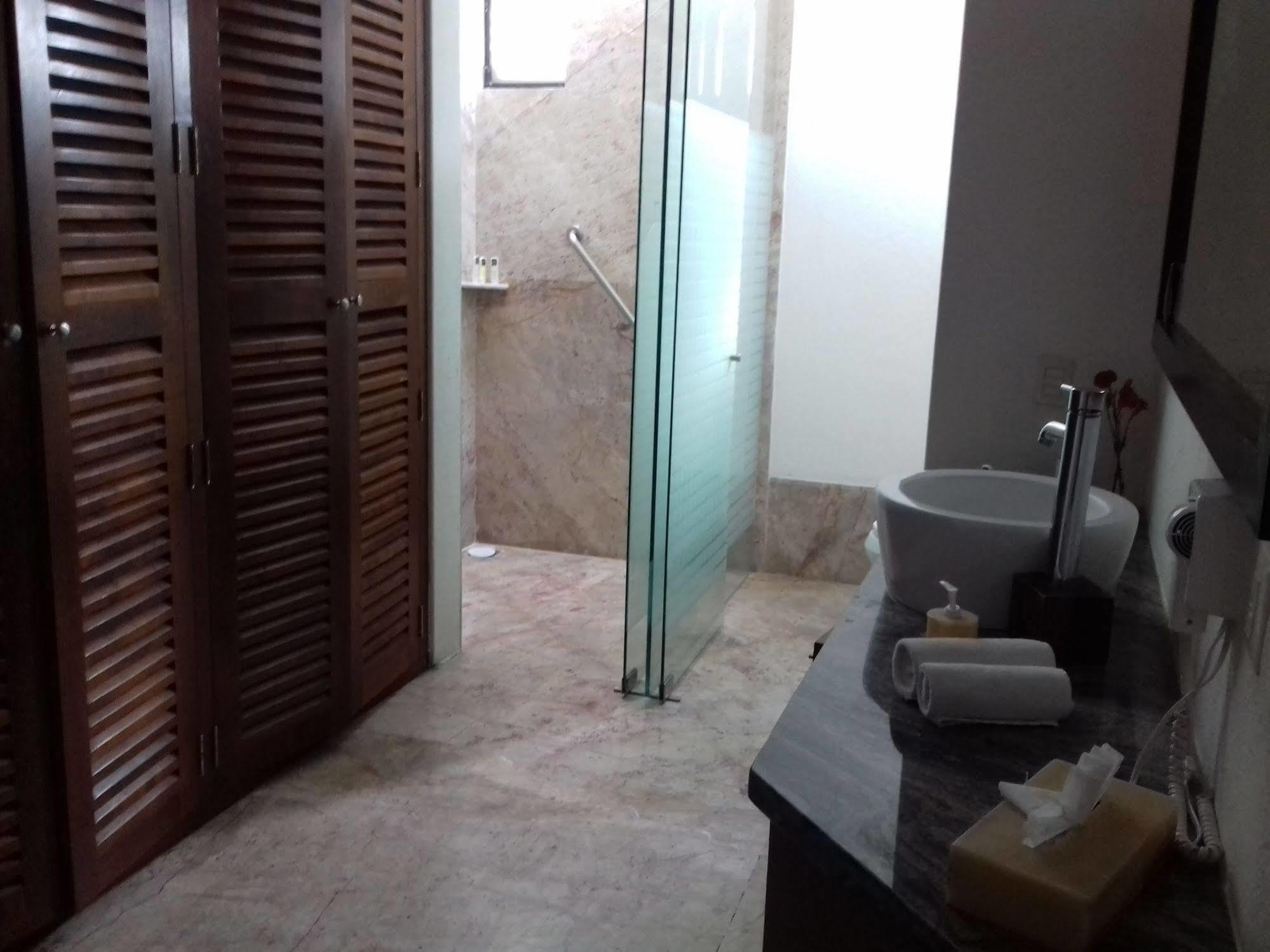 & Dona Urraca Hotel