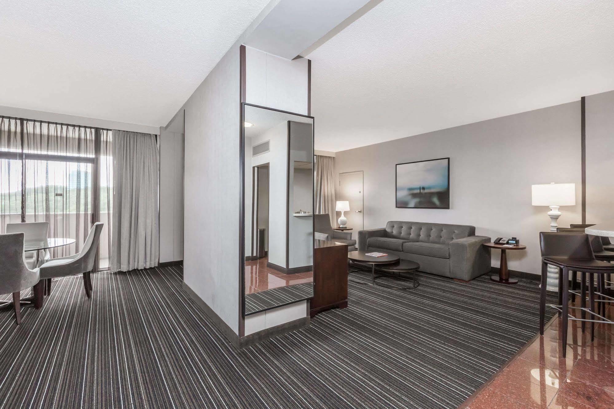 Wyndham Garden Bajio Aeropuerto 5*