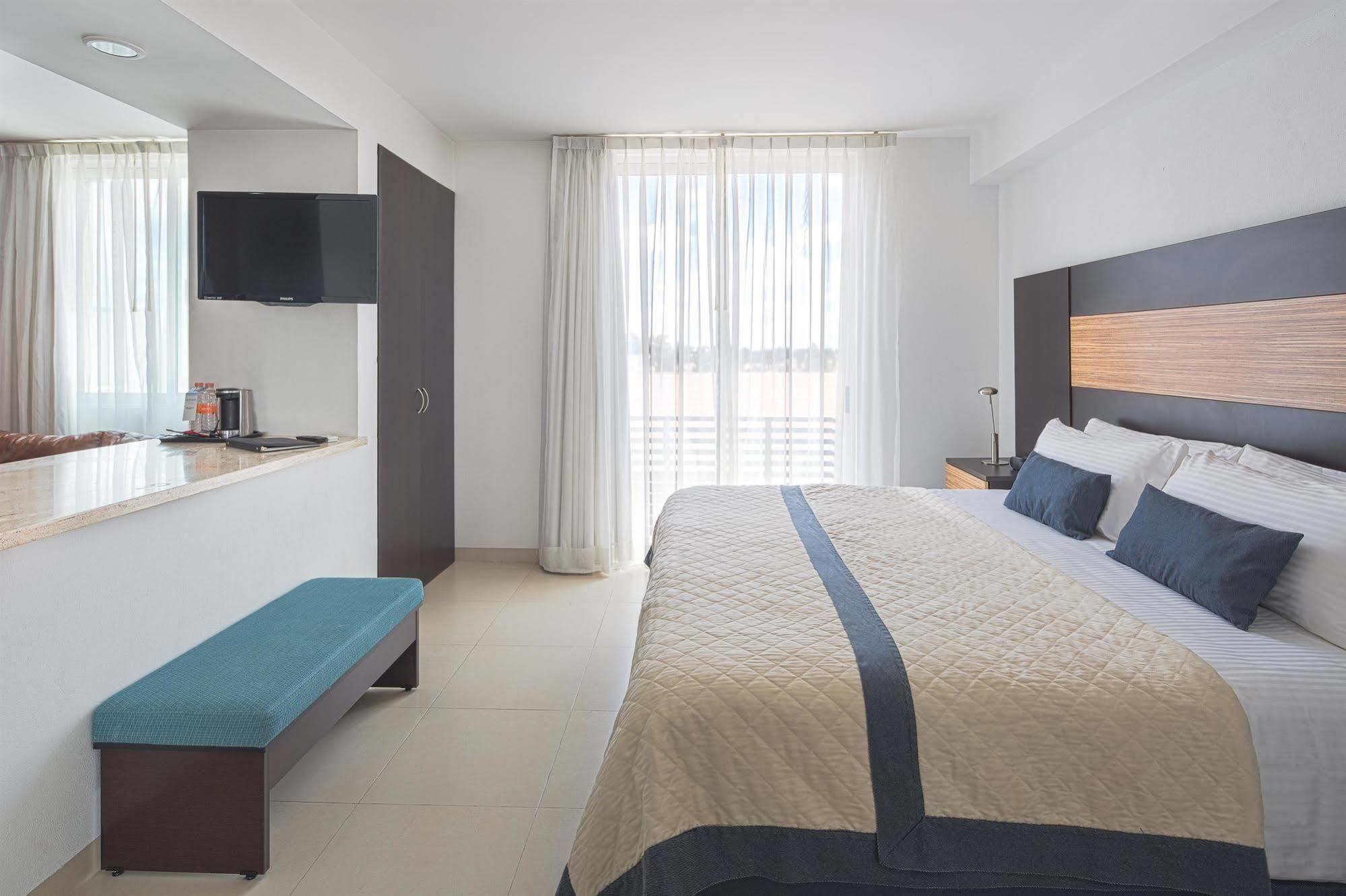 Wyndham Garden Bajio Aeropuerto Hotel Silao