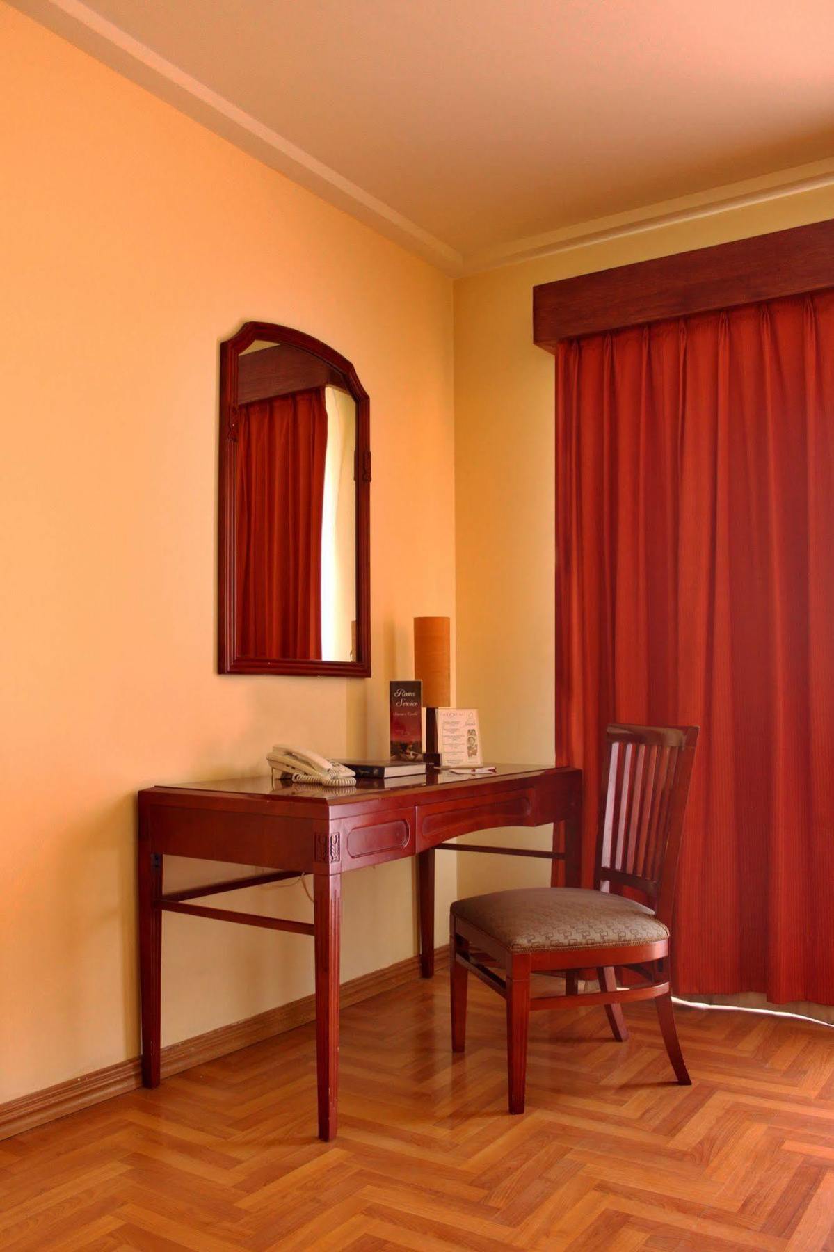 Casa Real Hotel 3*