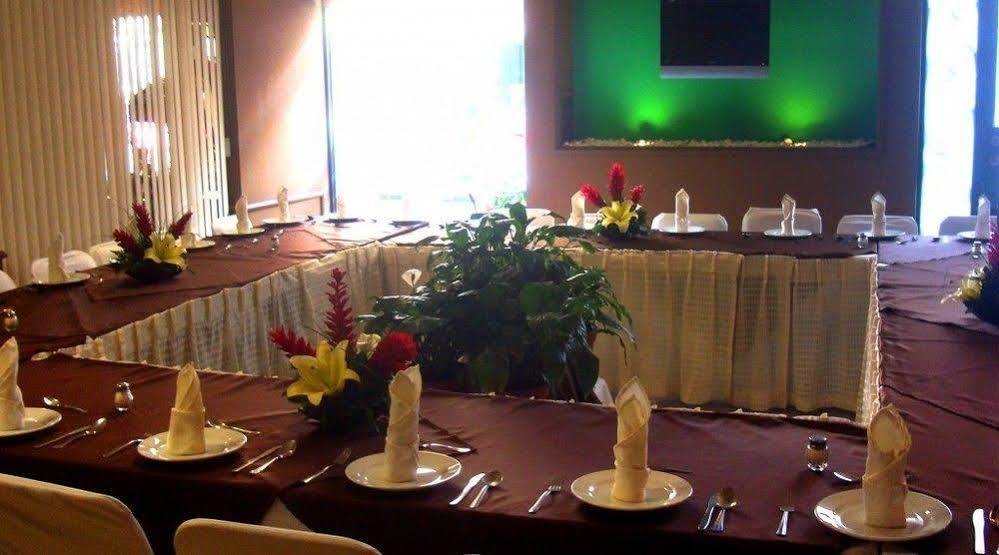 Hotel Napoles