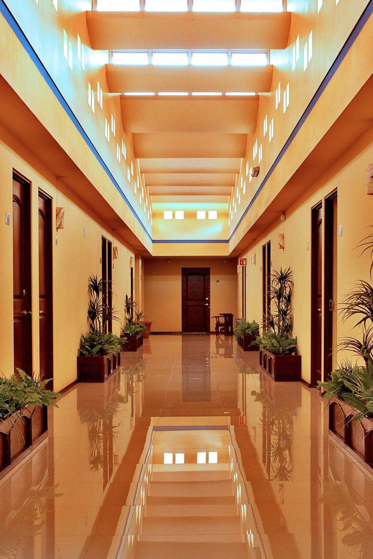 Hotel Cr 3*