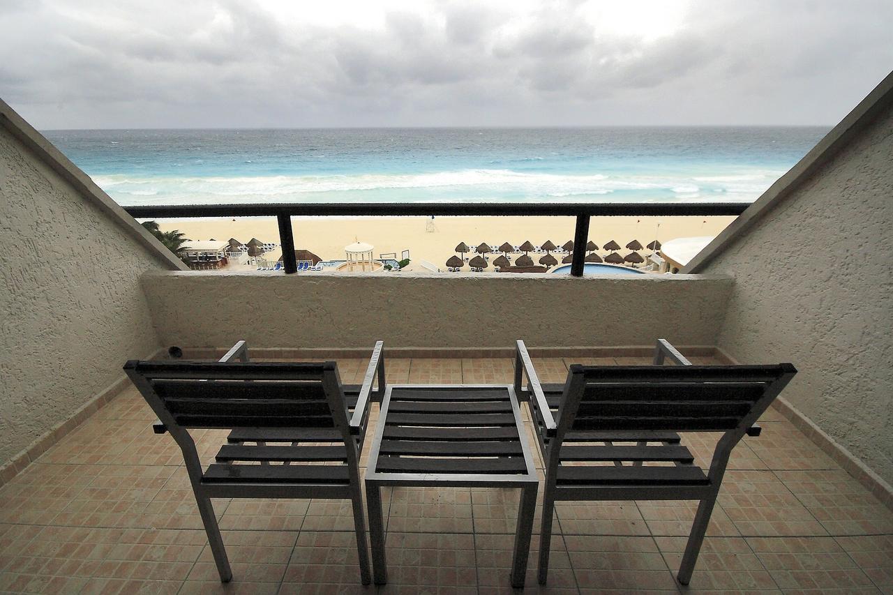 Golden Parnassus & (adults Only) 3*