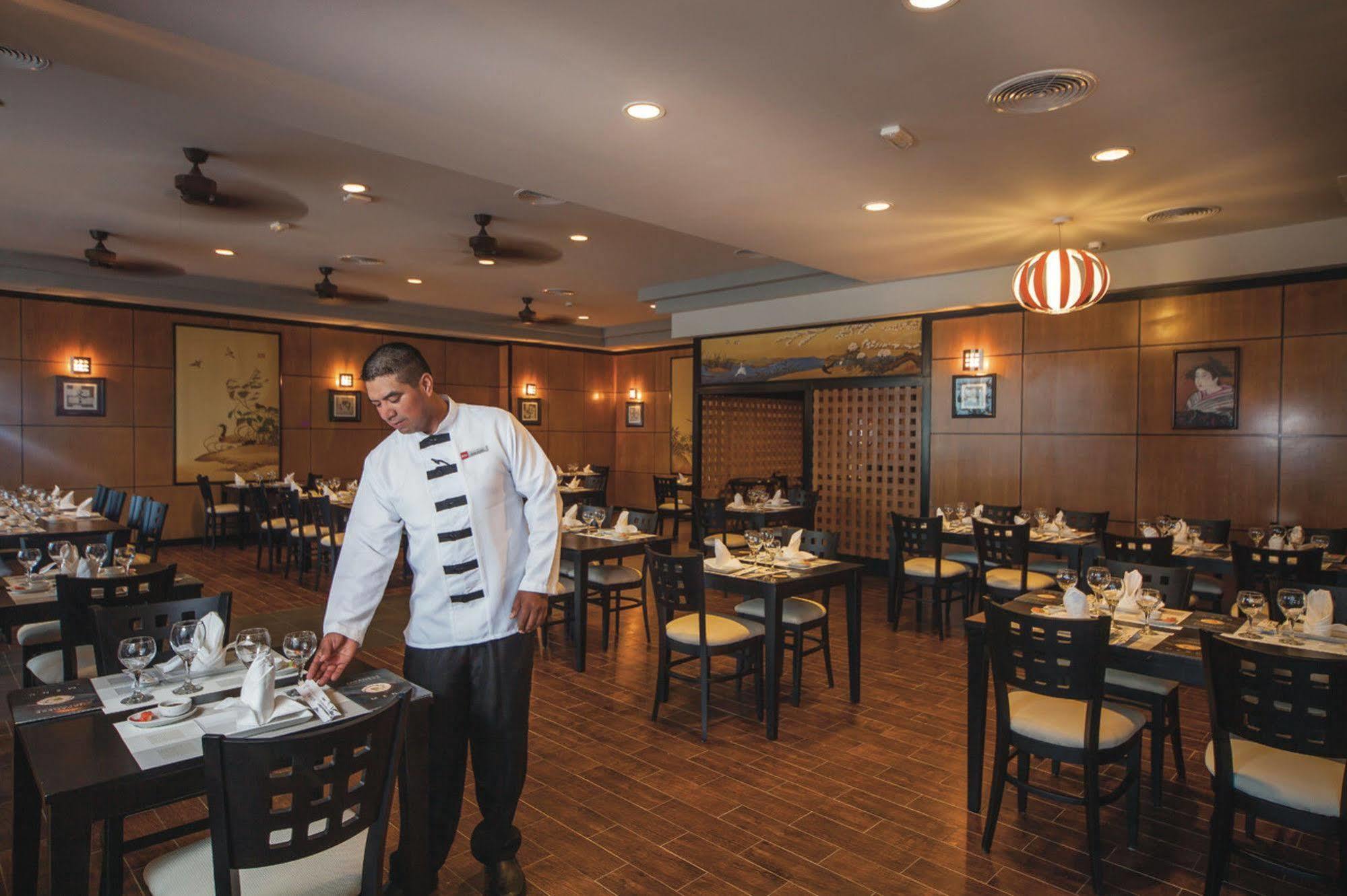 Hotel Riu (adults Only) Cancun