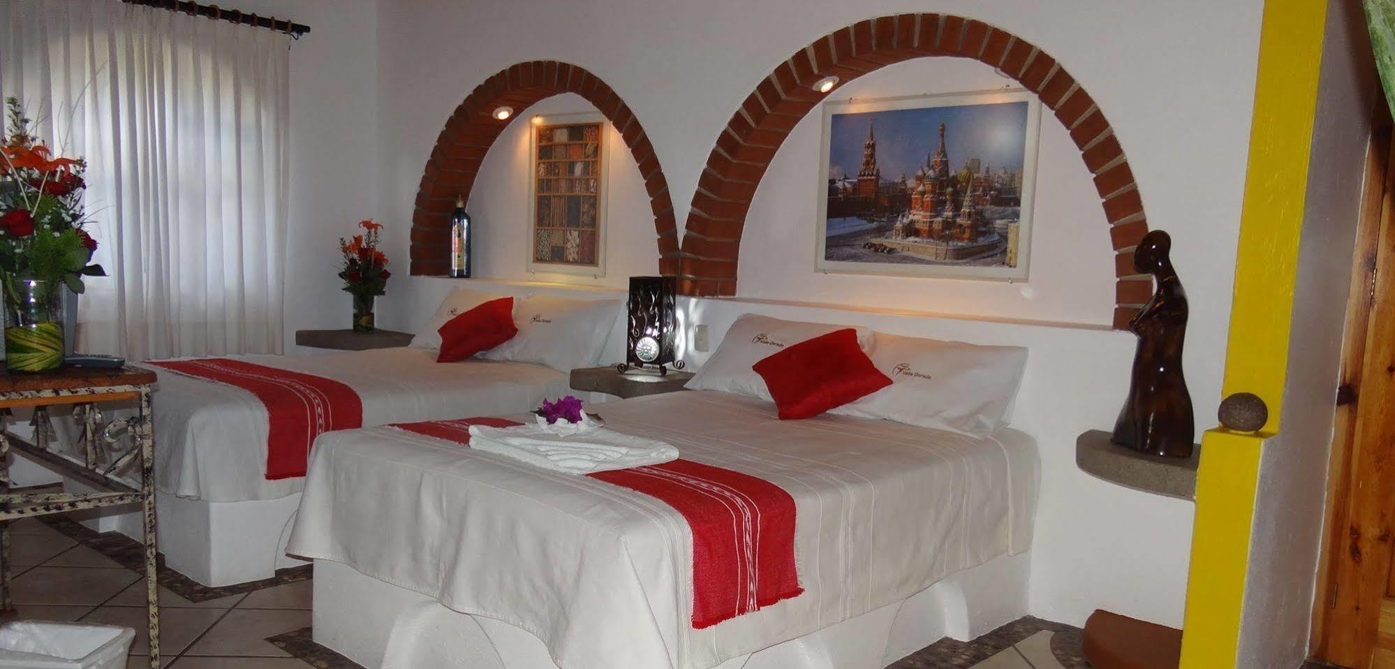 Hotel Valle Dorado