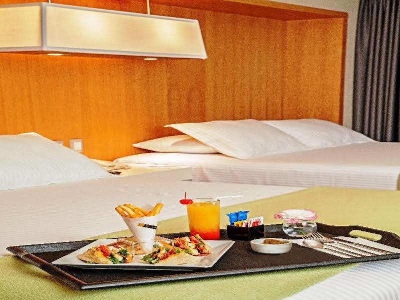Hotel Nh Centro Historico 4*