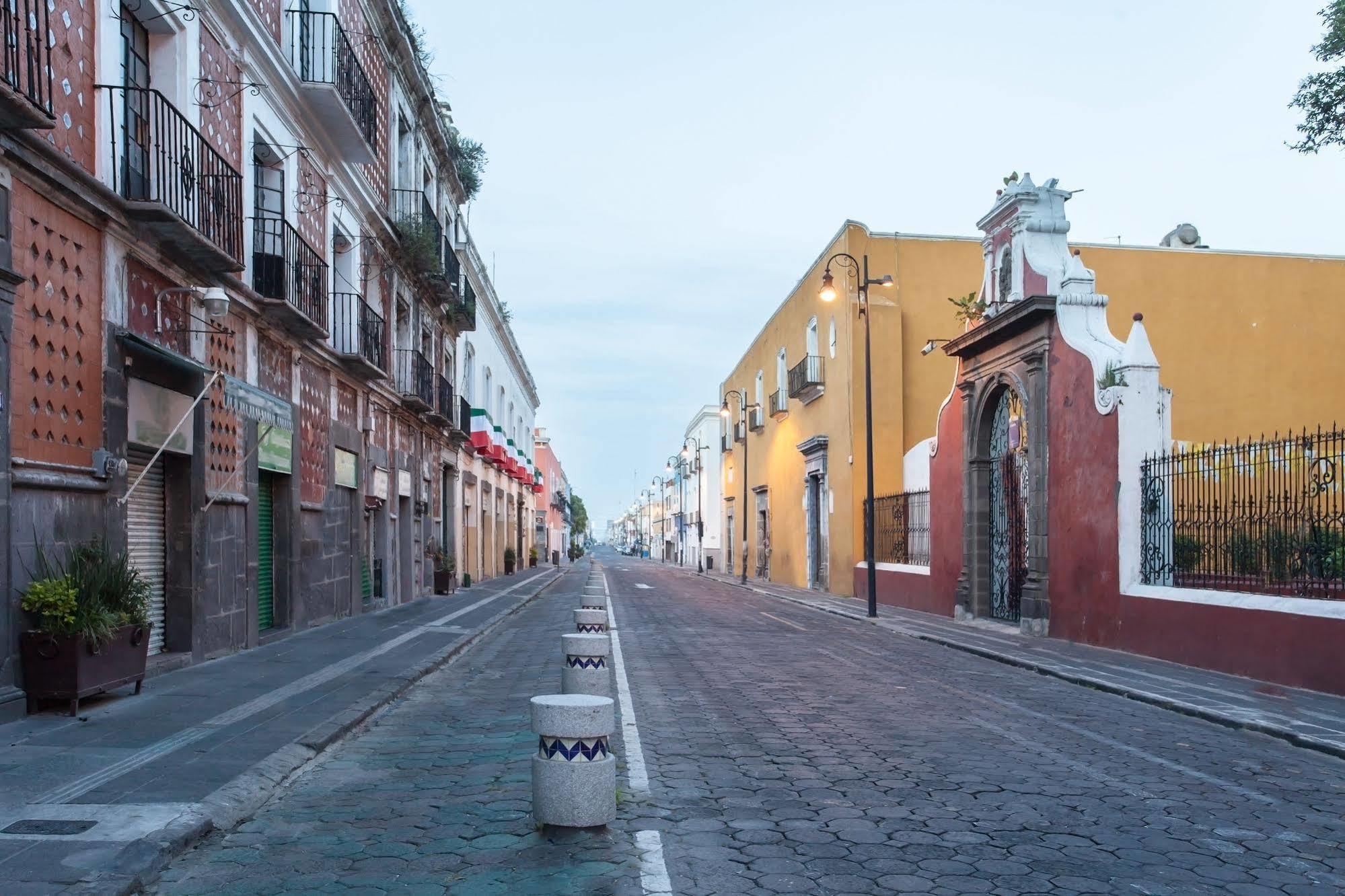 Nh Centro Historico Hotel 4*