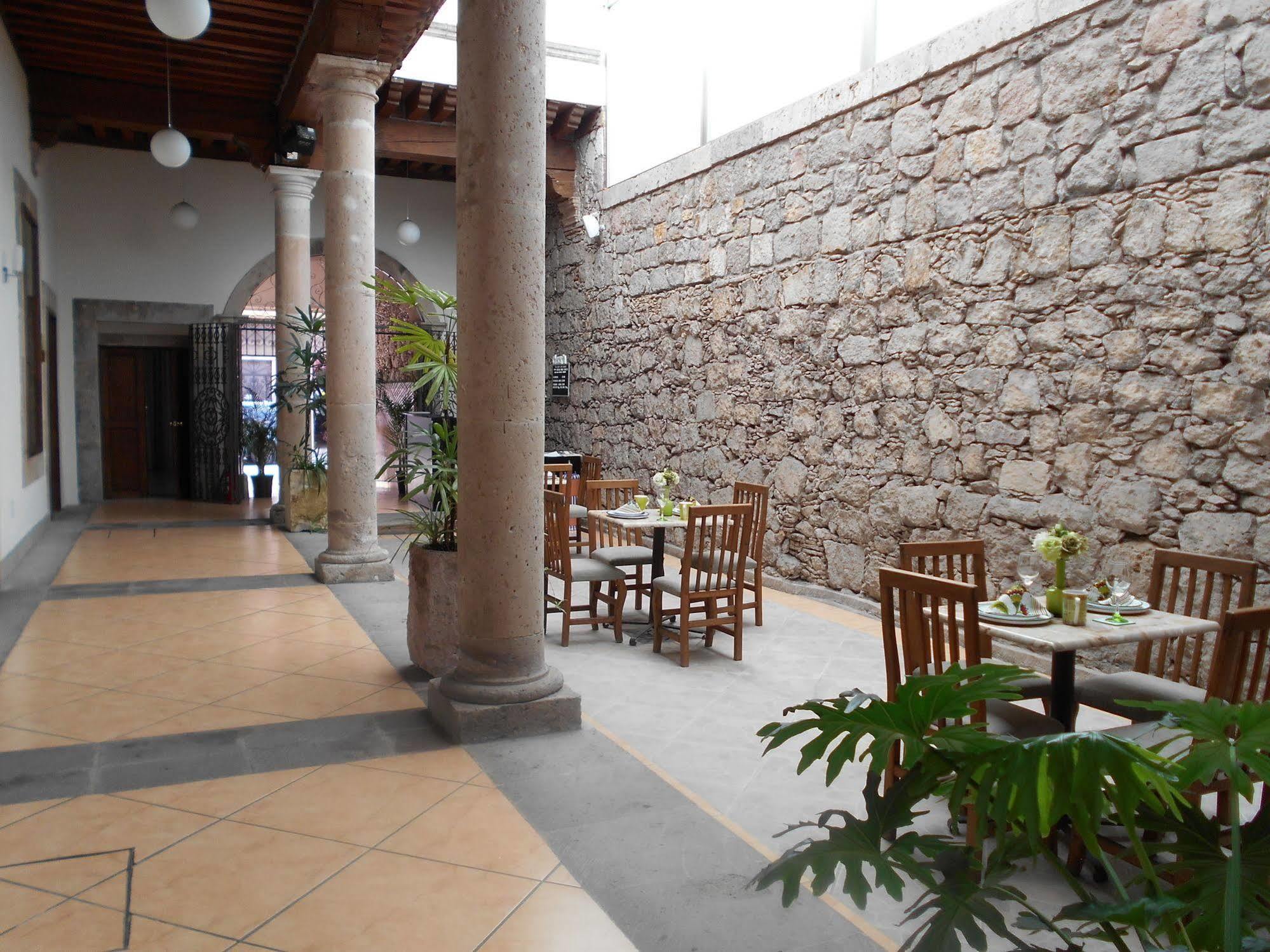 Expres By Hosting House 4* Morelia