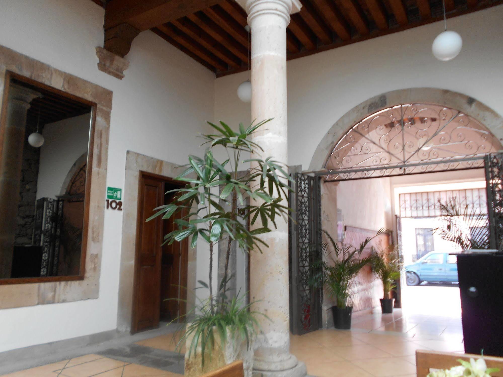 Expres By Hosting House Hotel